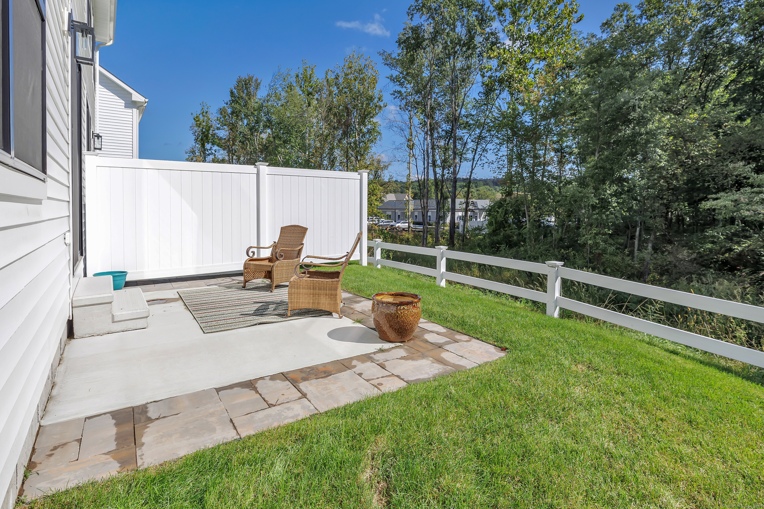 37 Old Route 7, Brookfield, Connecticut 06804