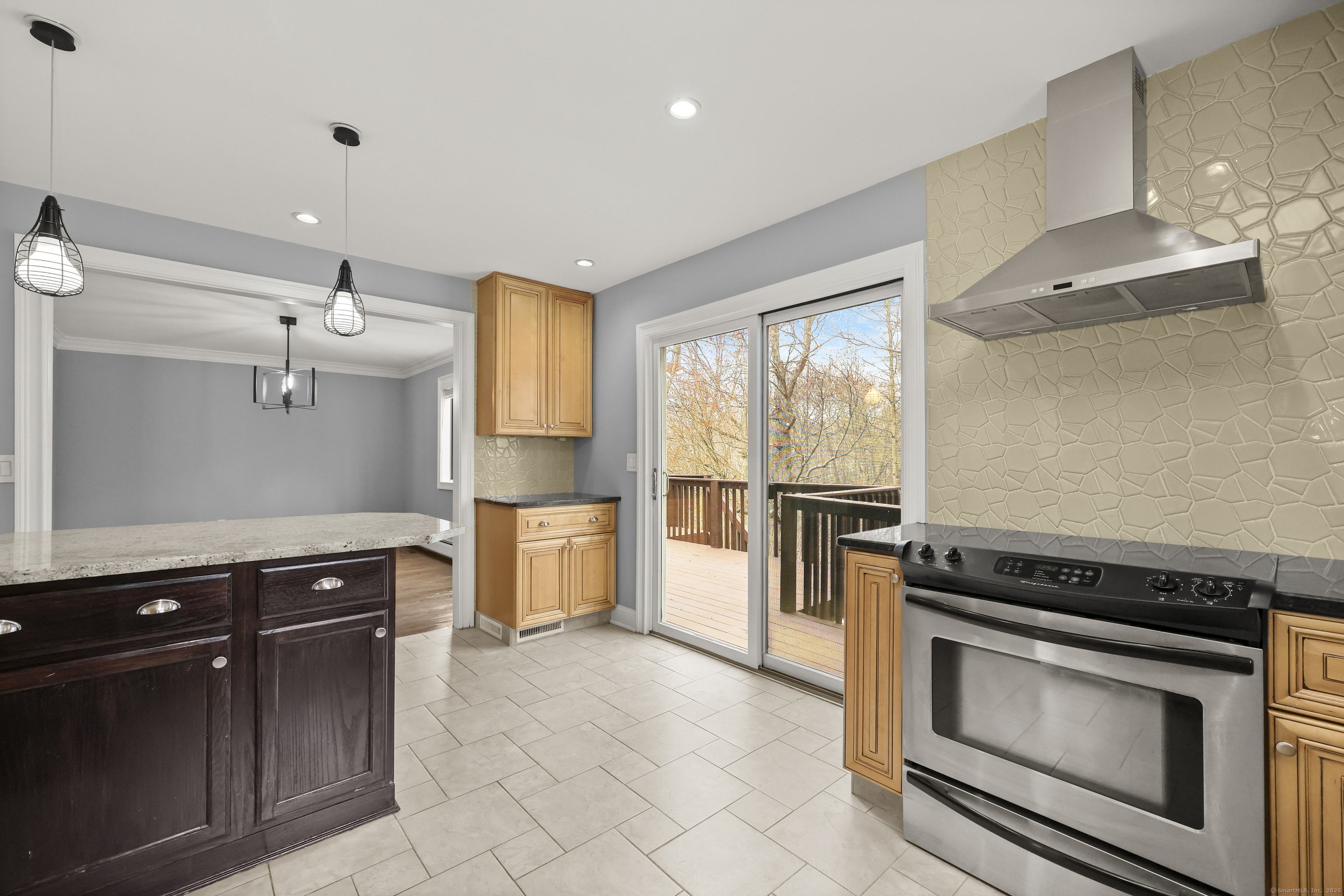 97 Cranston, Shelton, Connecticut 06484
