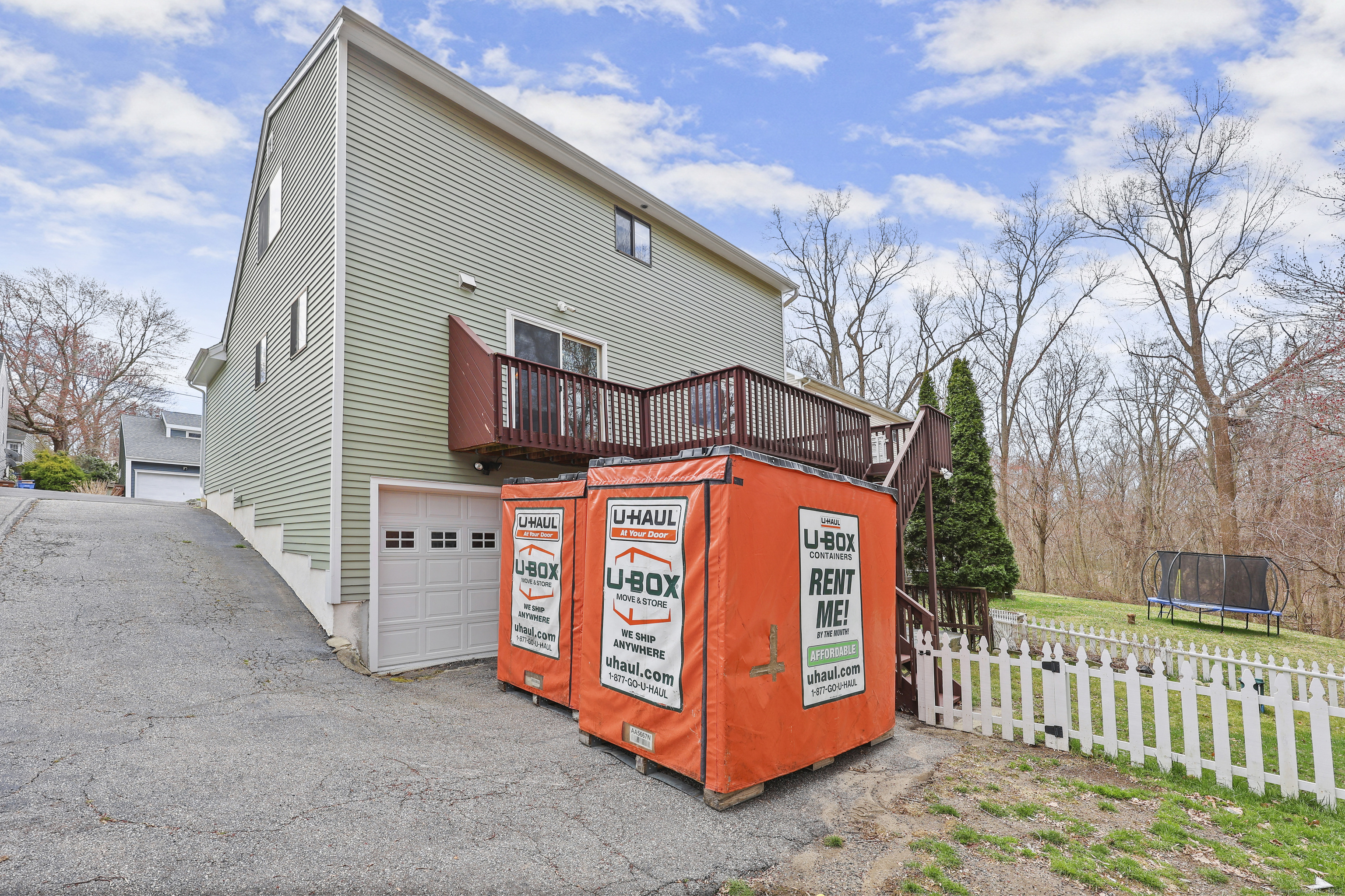 97 Cranston, Shelton, Connecticut 06484
