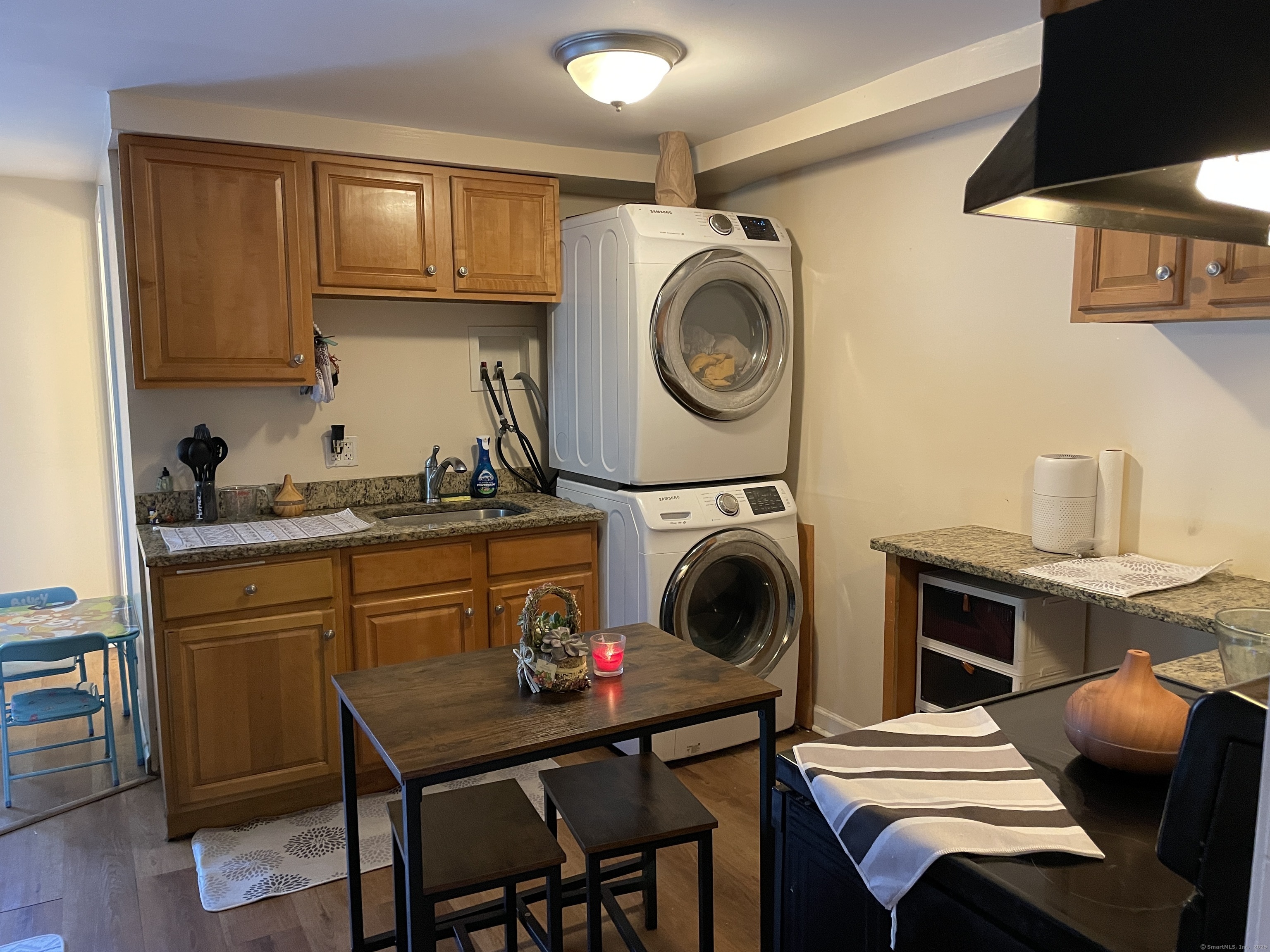 407 Hollister, Stratford, Connecticut 06615