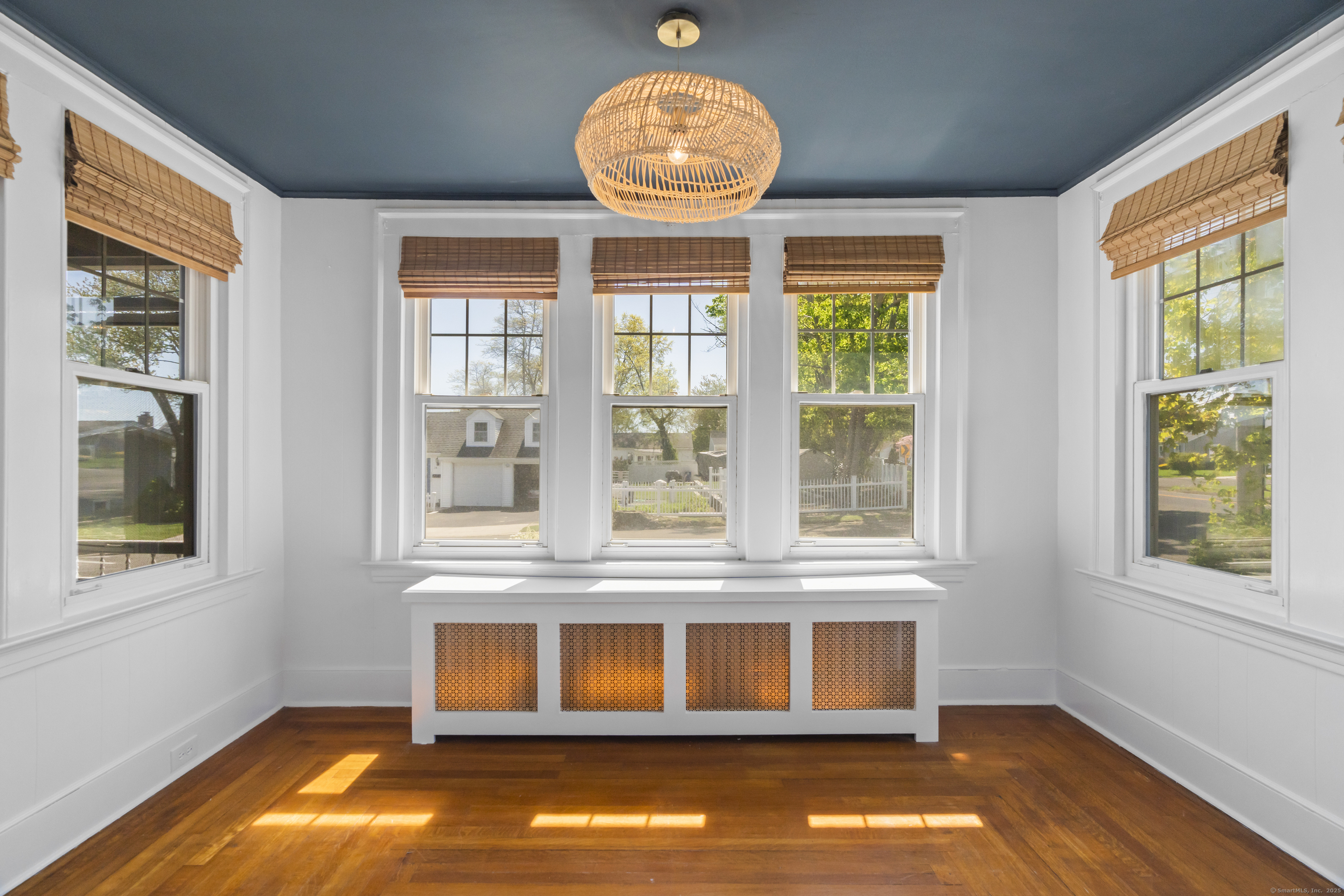 7 Roberts, West Haven, Connecticut 06516