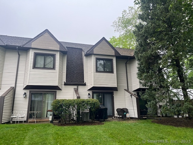 329 Strawberry Hill, Norwalk, Connecticut 06851