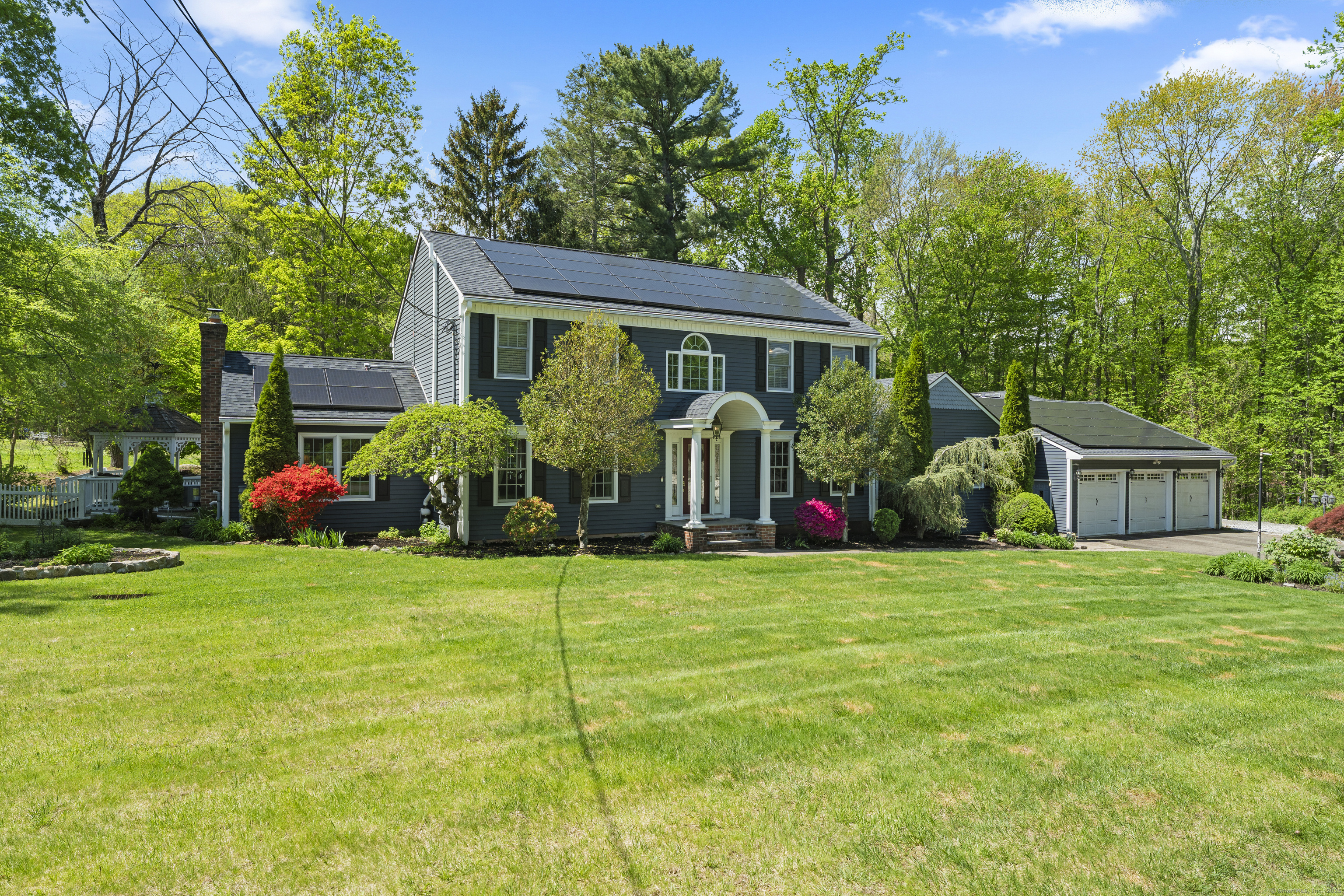 9 Benham Hill, Hamden, Connecticut 06514