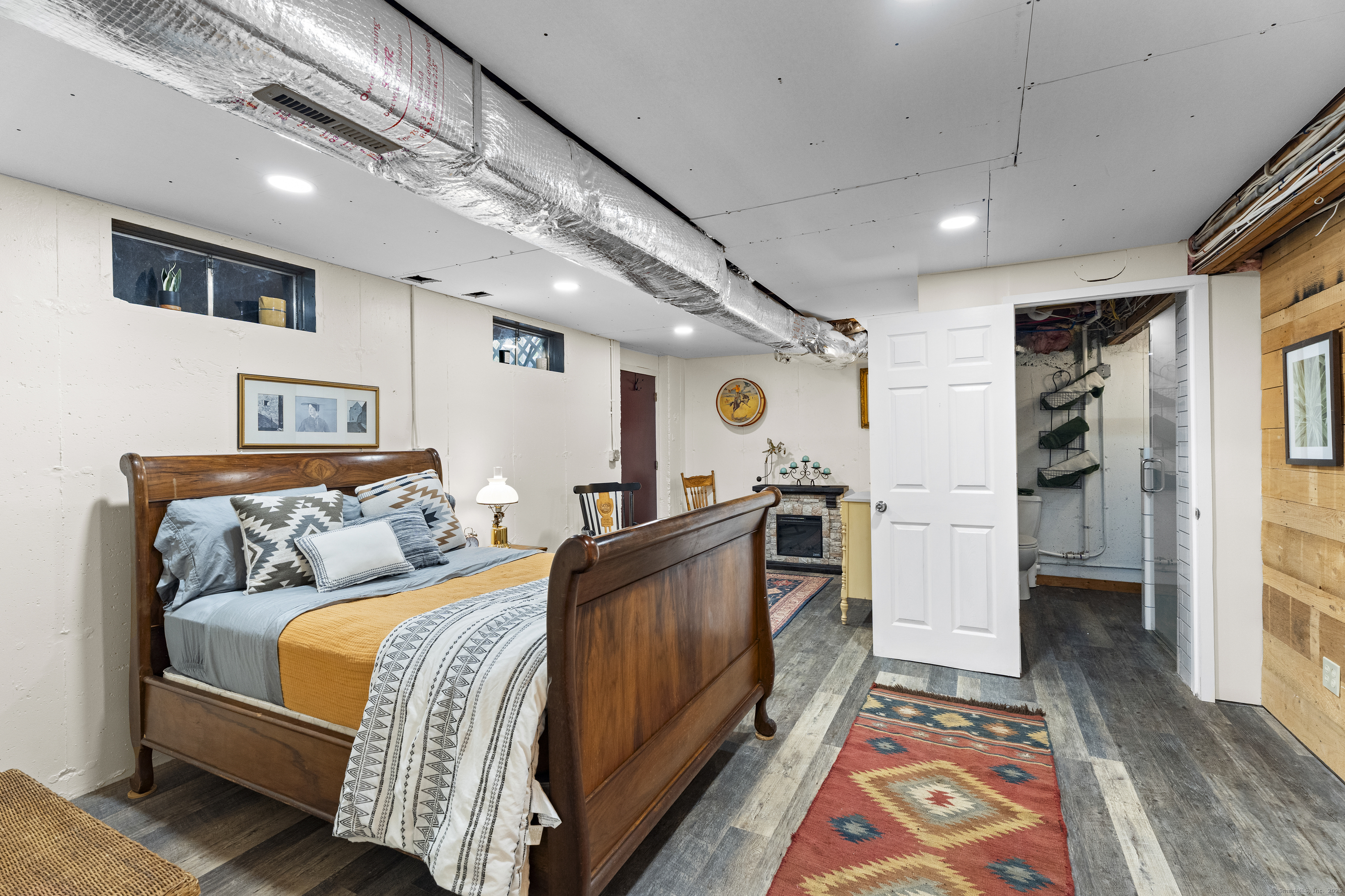 9 Benham Hill, Hamden, Connecticut 06514
