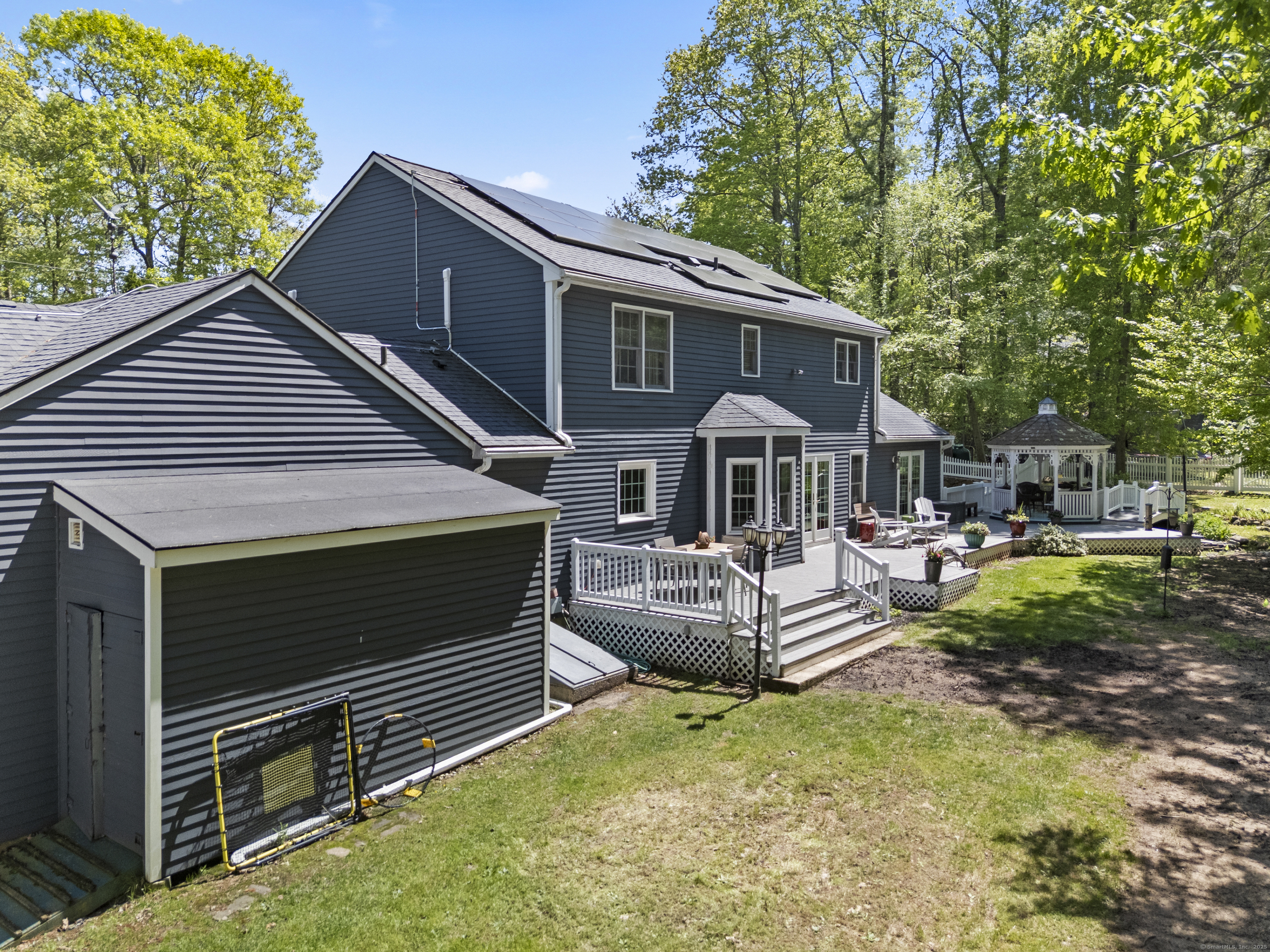 9 Benham Hill, Hamden, Connecticut 06514