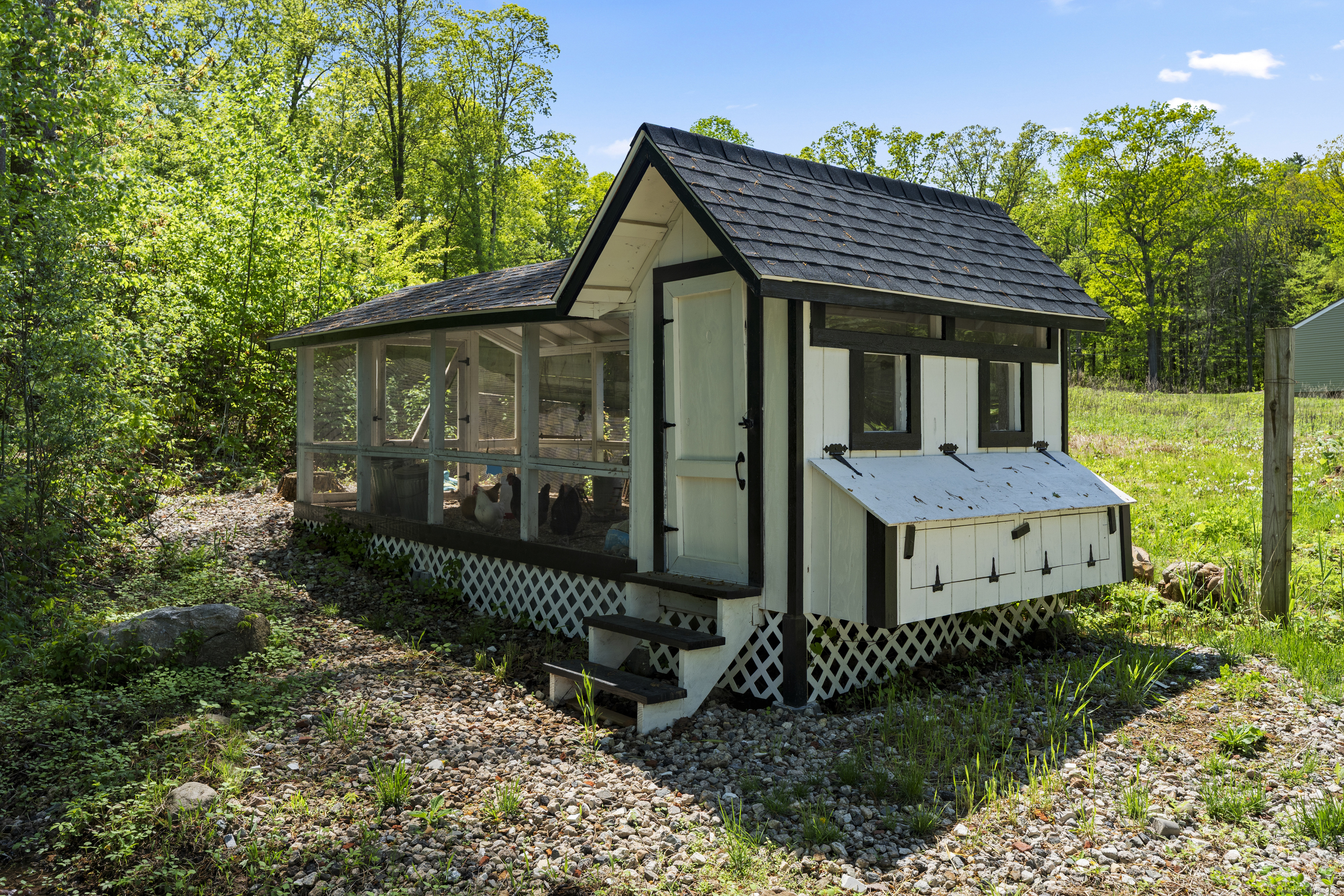 9 Benham Hill, Hamden, Connecticut 06514