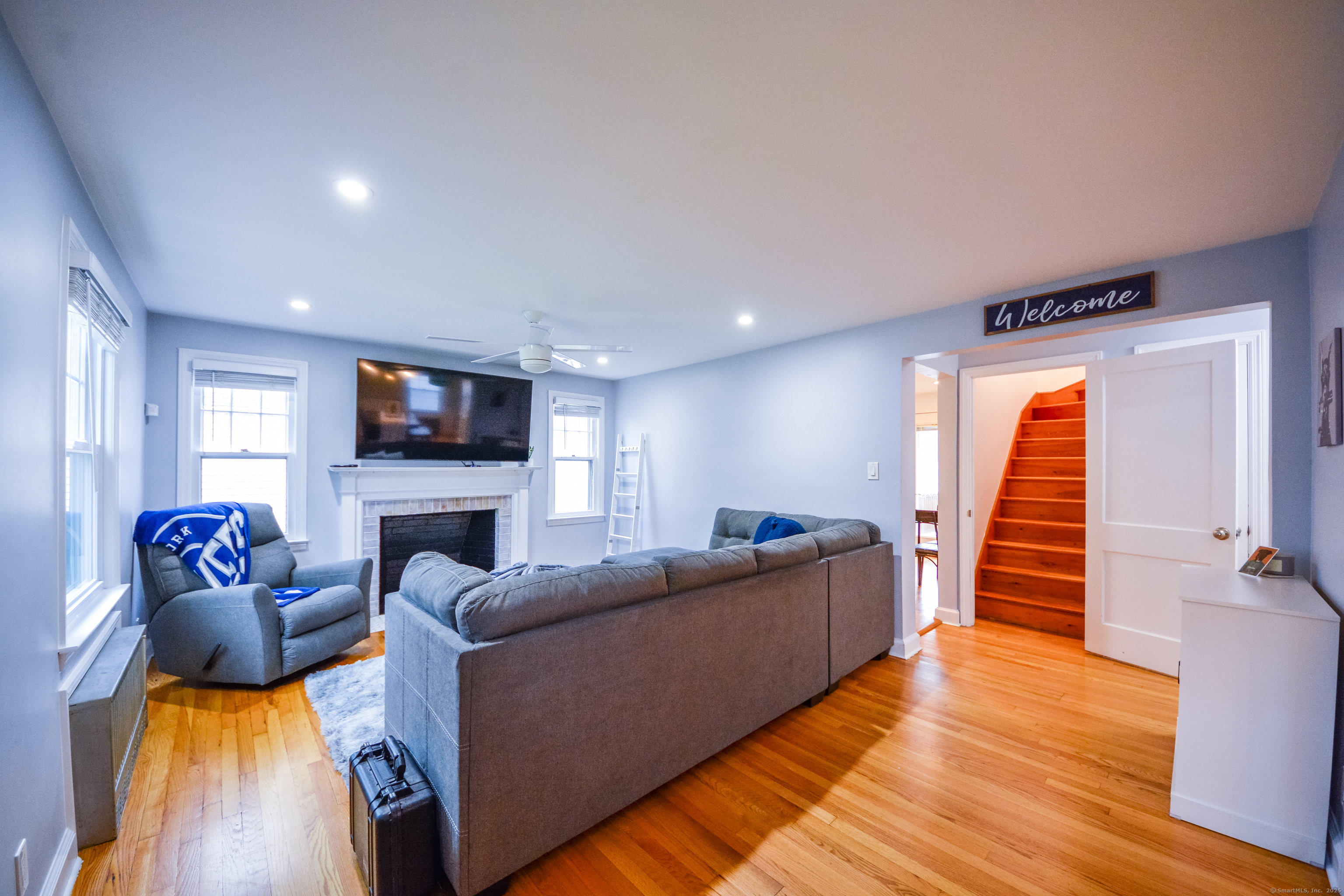 1746 North, Stratford, Connecticut 06614