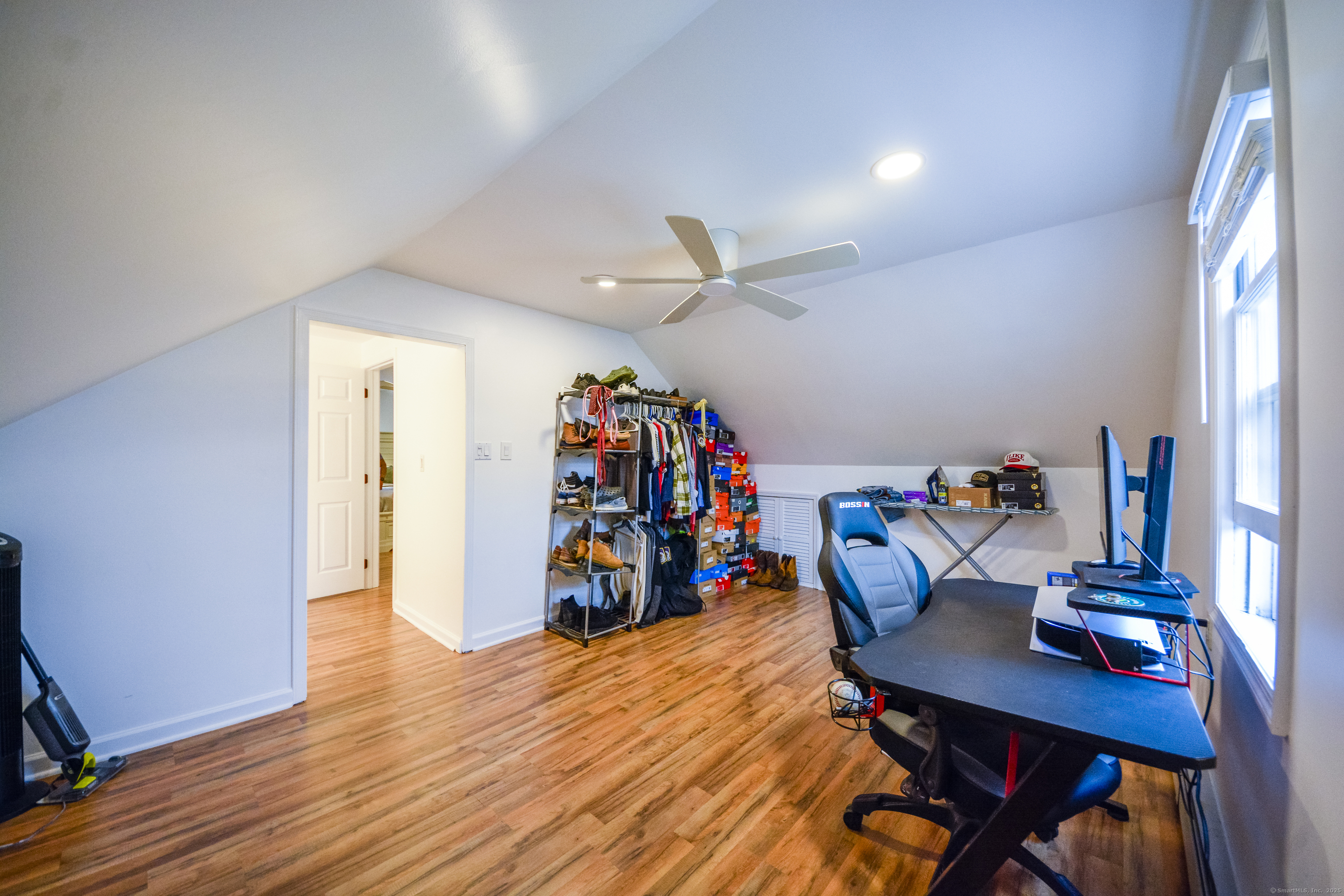 1746 North, Stratford, Connecticut 06614