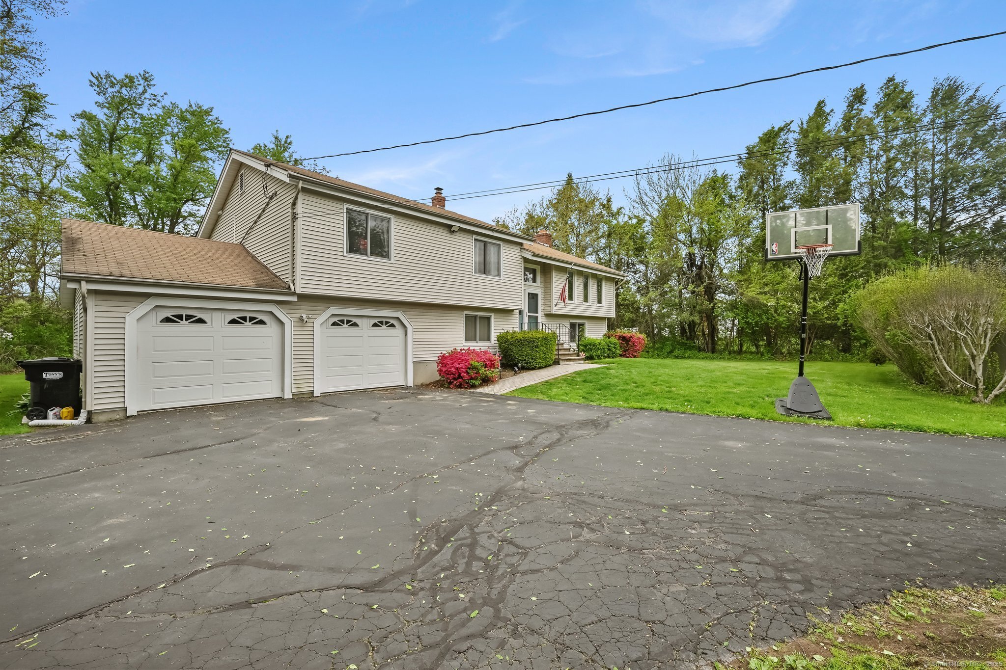 39 Edgewood, Wallingford, Connecticut 06492