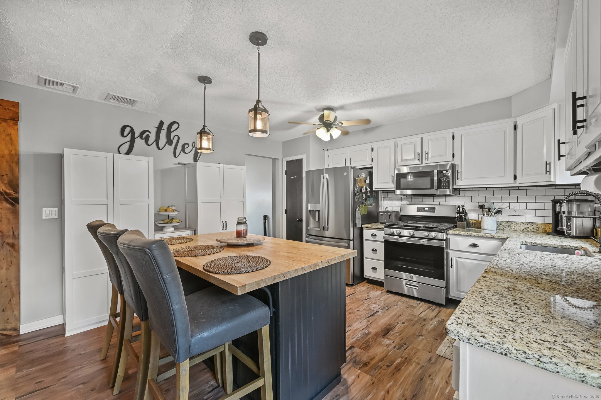 39 Edgewood, Wallingford, Connecticut 06492