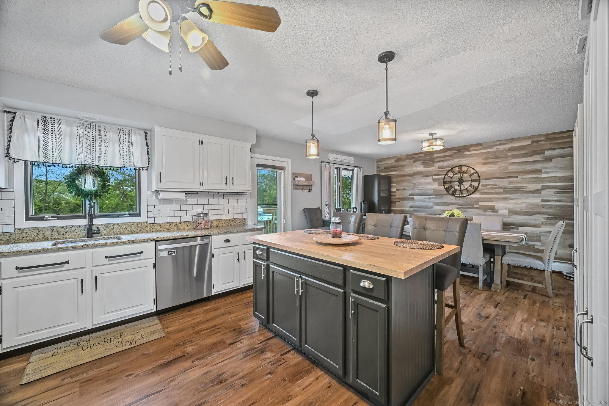 39 Edgewood, Wallingford, Connecticut 06492