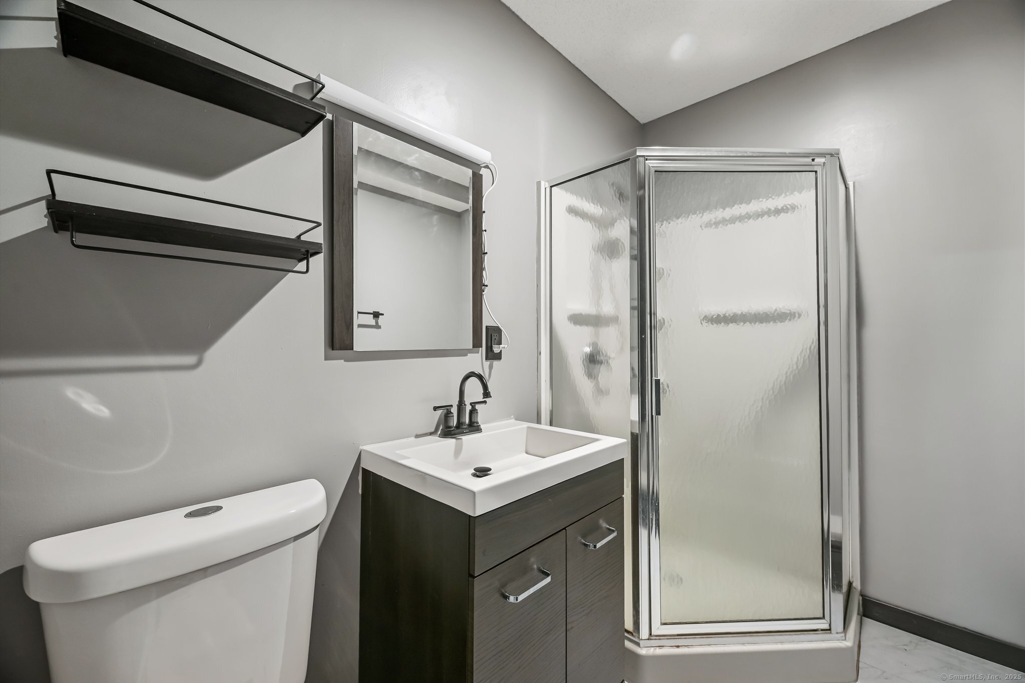 39 Edgewood, Wallingford, Connecticut 06492