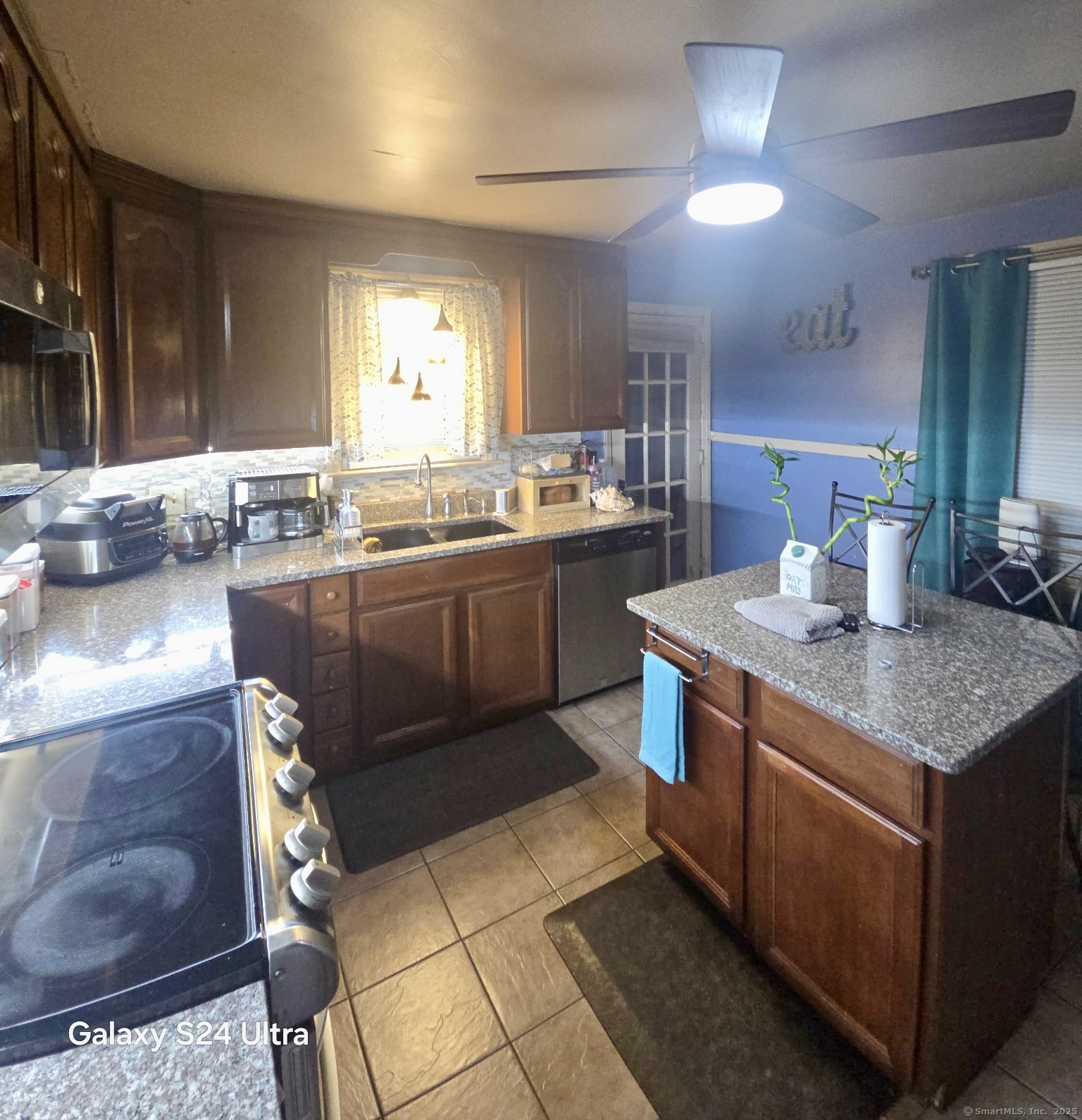 35 Ashley, Bridgeport, Connecticut 06610