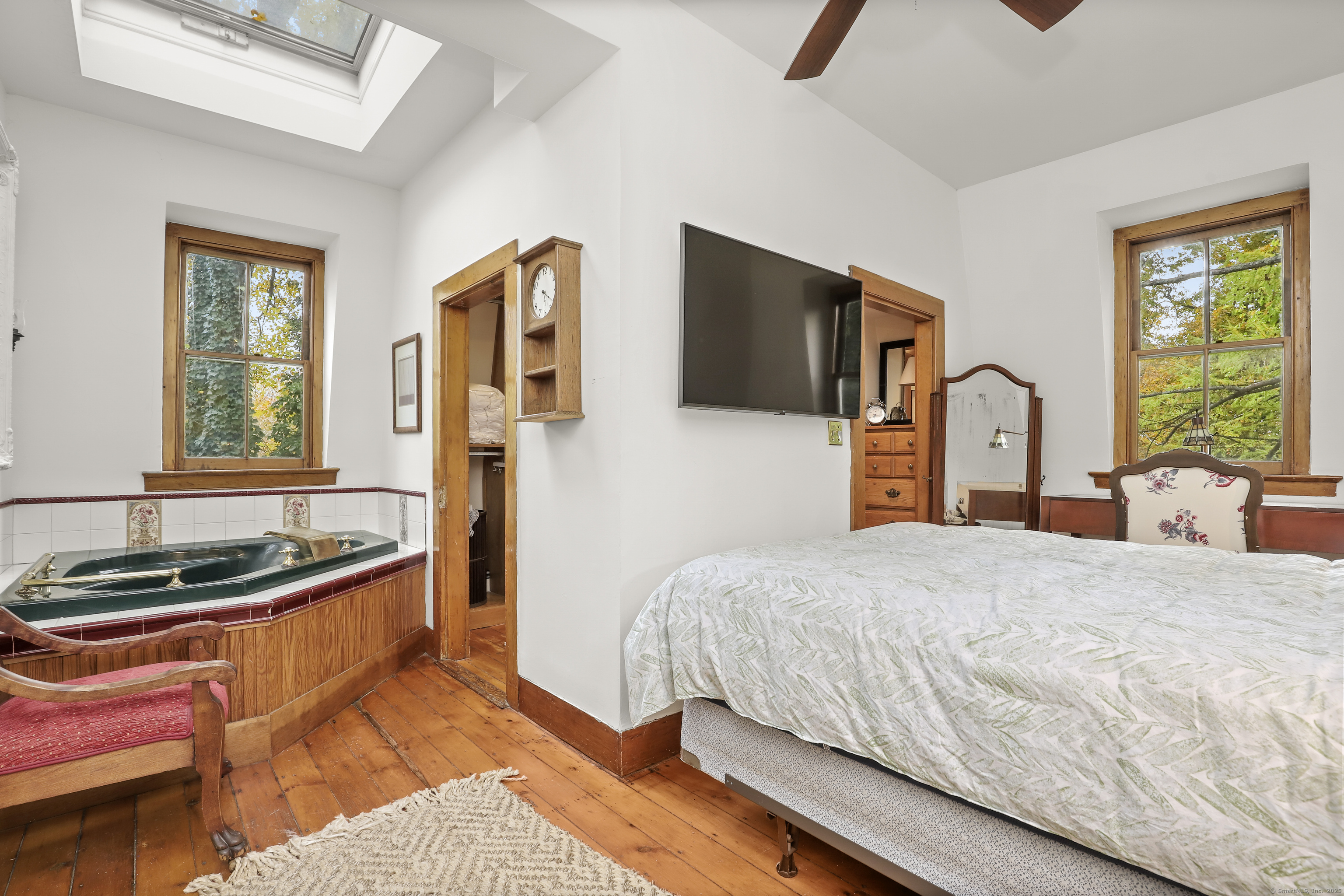 47 - 49 Hollow Tree Ridge, Darien, Connecticut 06820