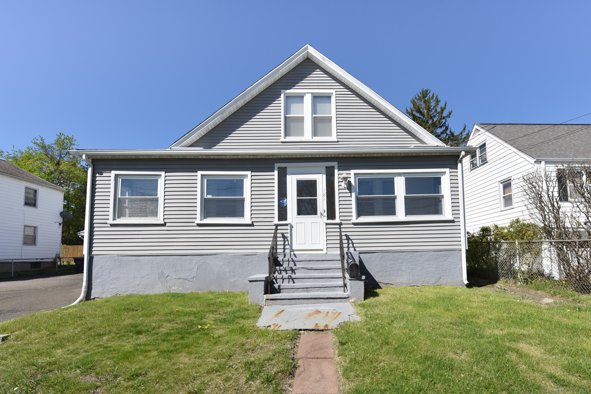 181 Sampson, Bridgeport, Connecticut 06606