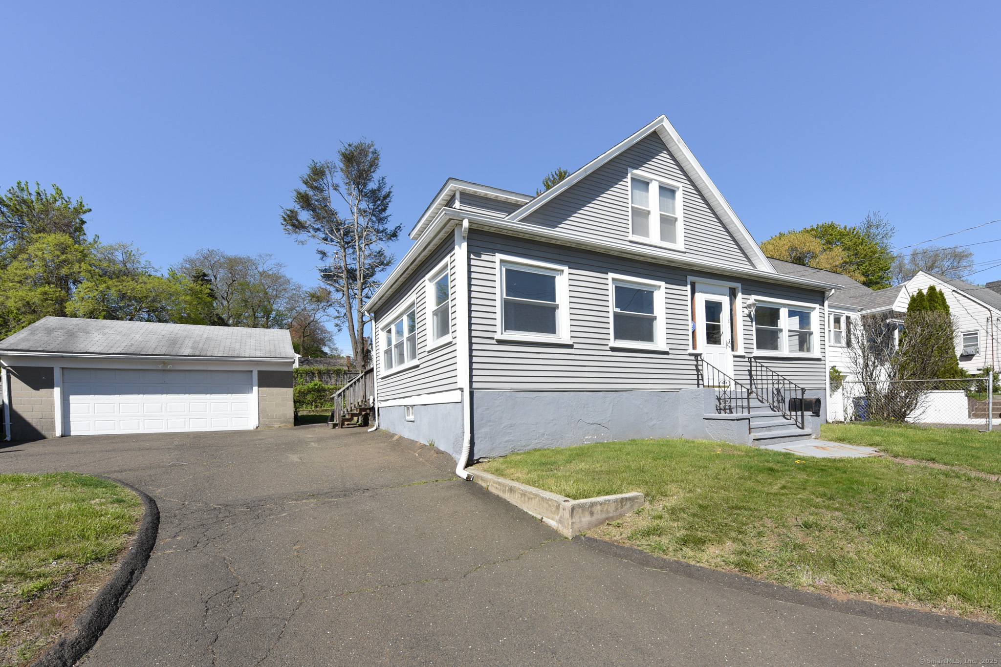 181 Sampson, Bridgeport, Connecticut 06606