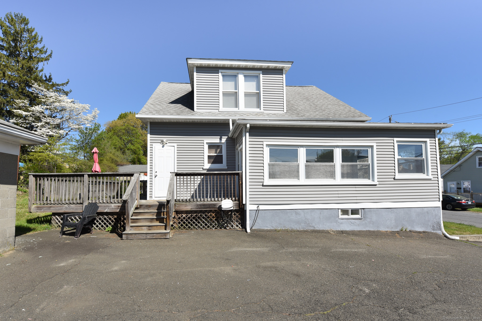 181 Sampson, Bridgeport, Connecticut 06606