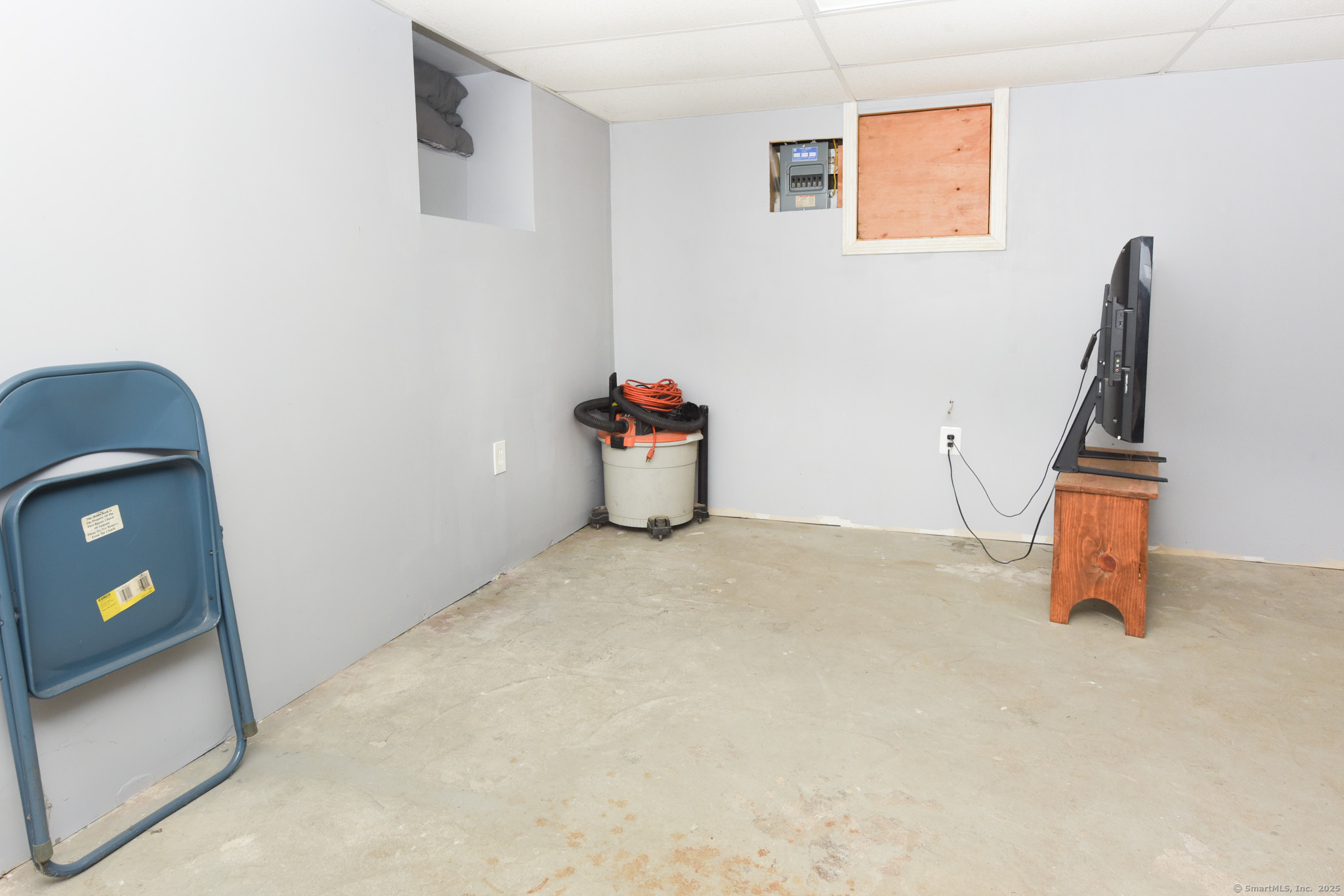 181 Sampson, Bridgeport, Connecticut 06606