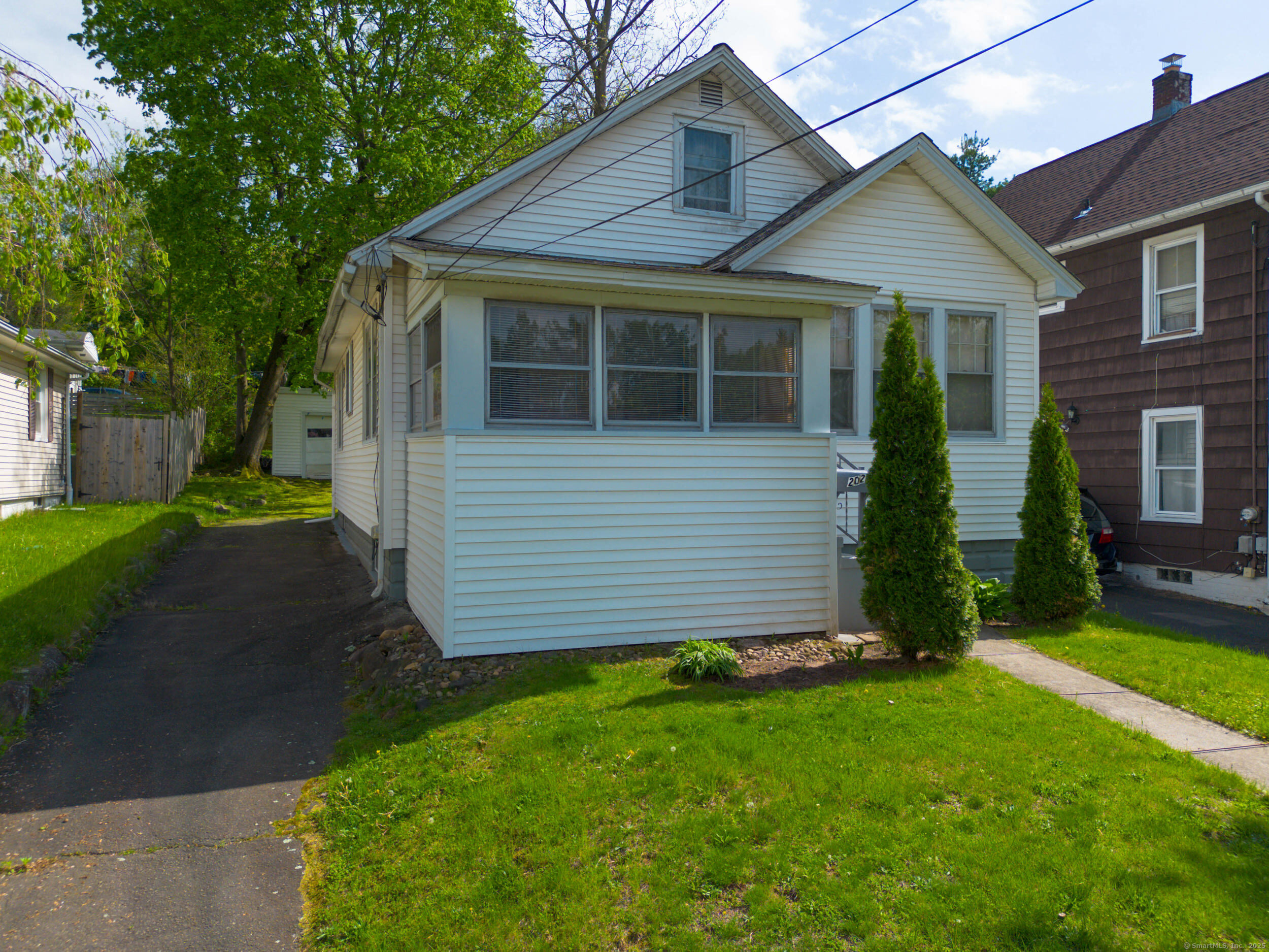 202 Augur, Hamden, Connecticut 06517