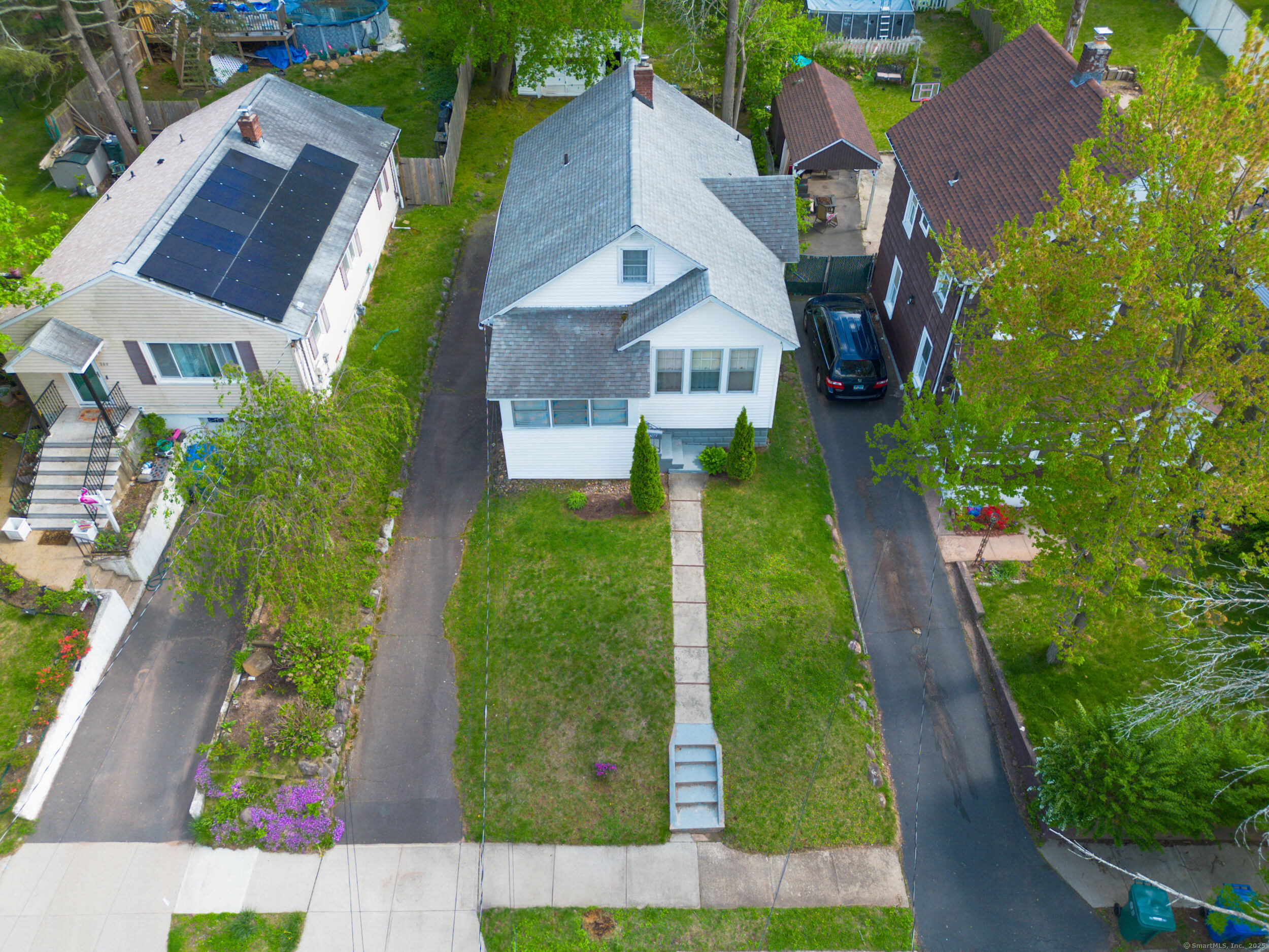 202 Augur, Hamden, Connecticut 06517