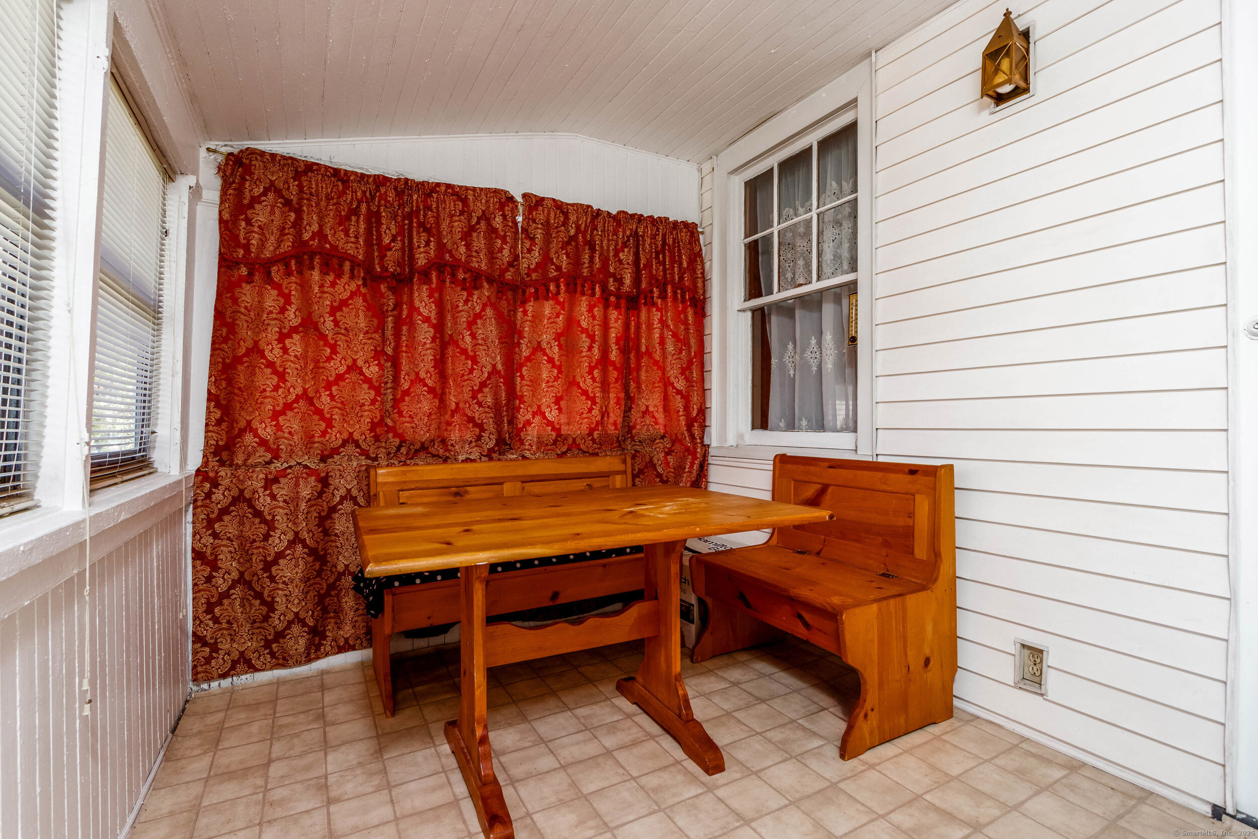 202 Augur, Hamden, Connecticut 06517
