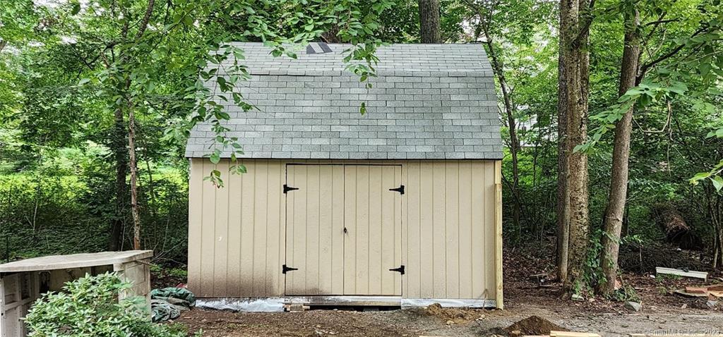 217 Brush Hill, Litchfield, Connecticut 06759