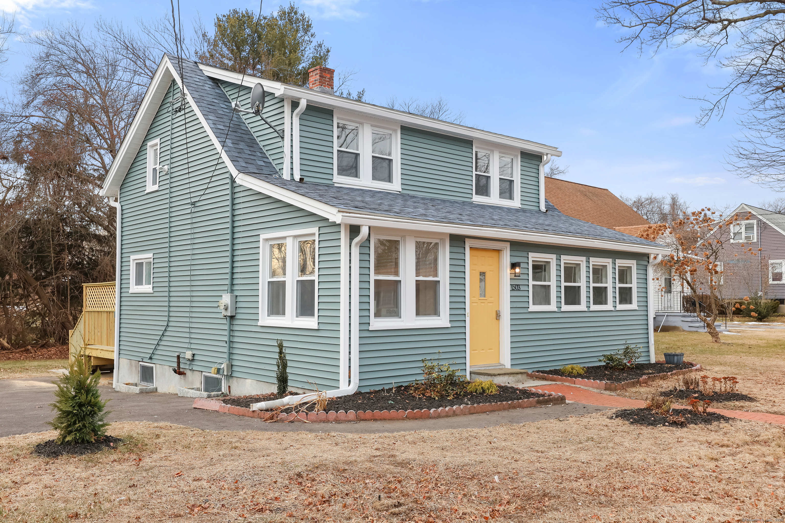 1503 Nichols, Stratford, Connecticut 06614