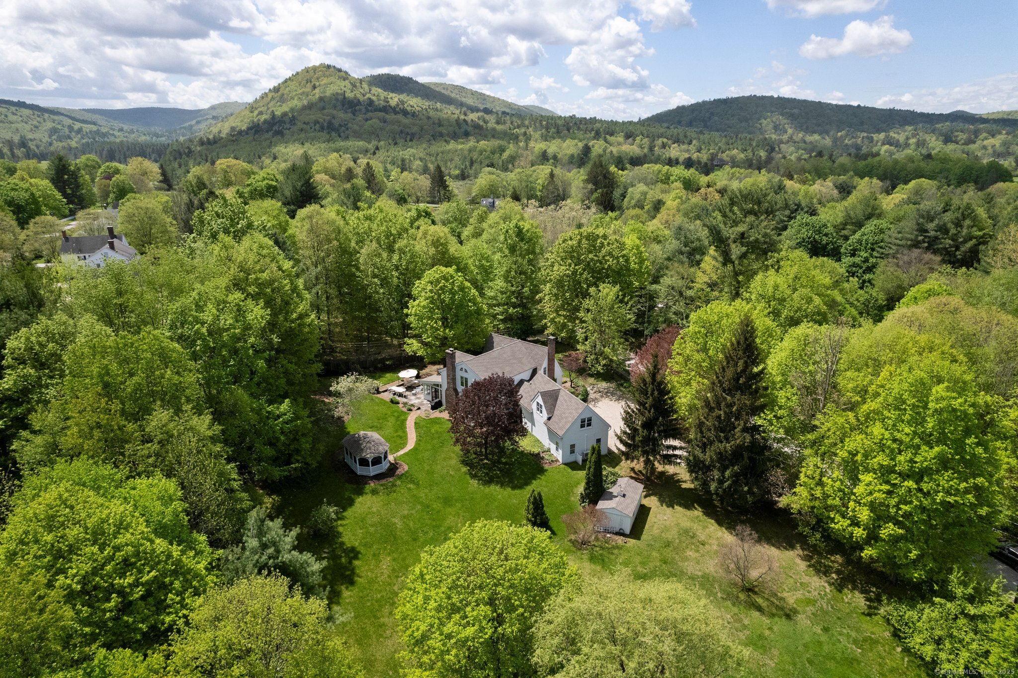 8 Twixt, Cornwall, Connecticut 06753