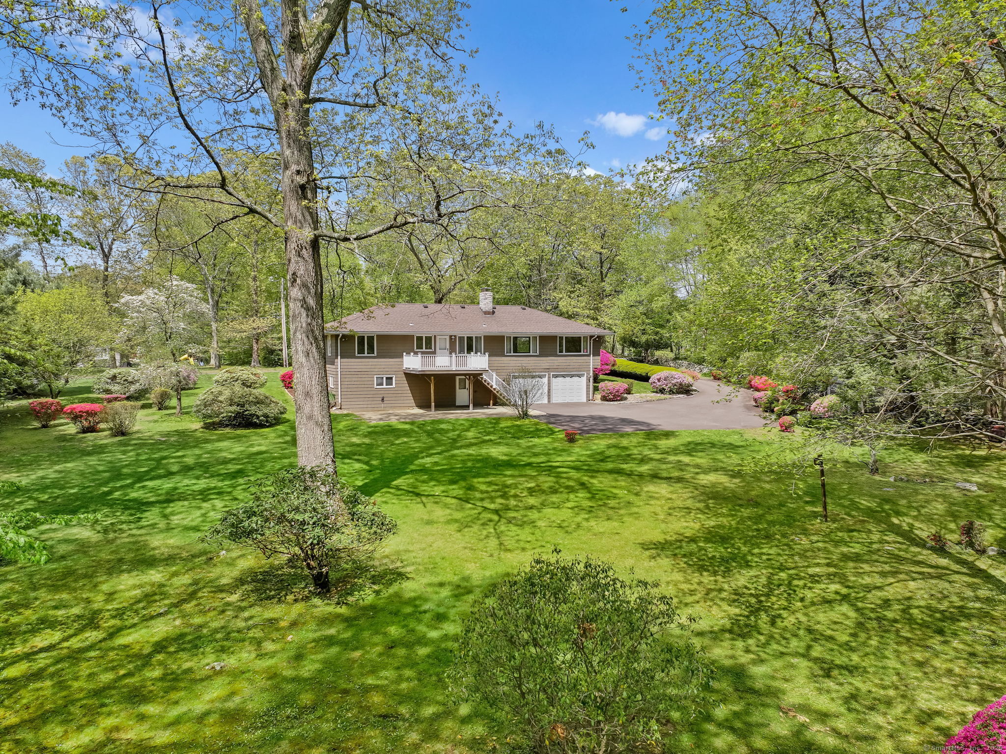 126 Richards, Monroe, Connecticut 06468
