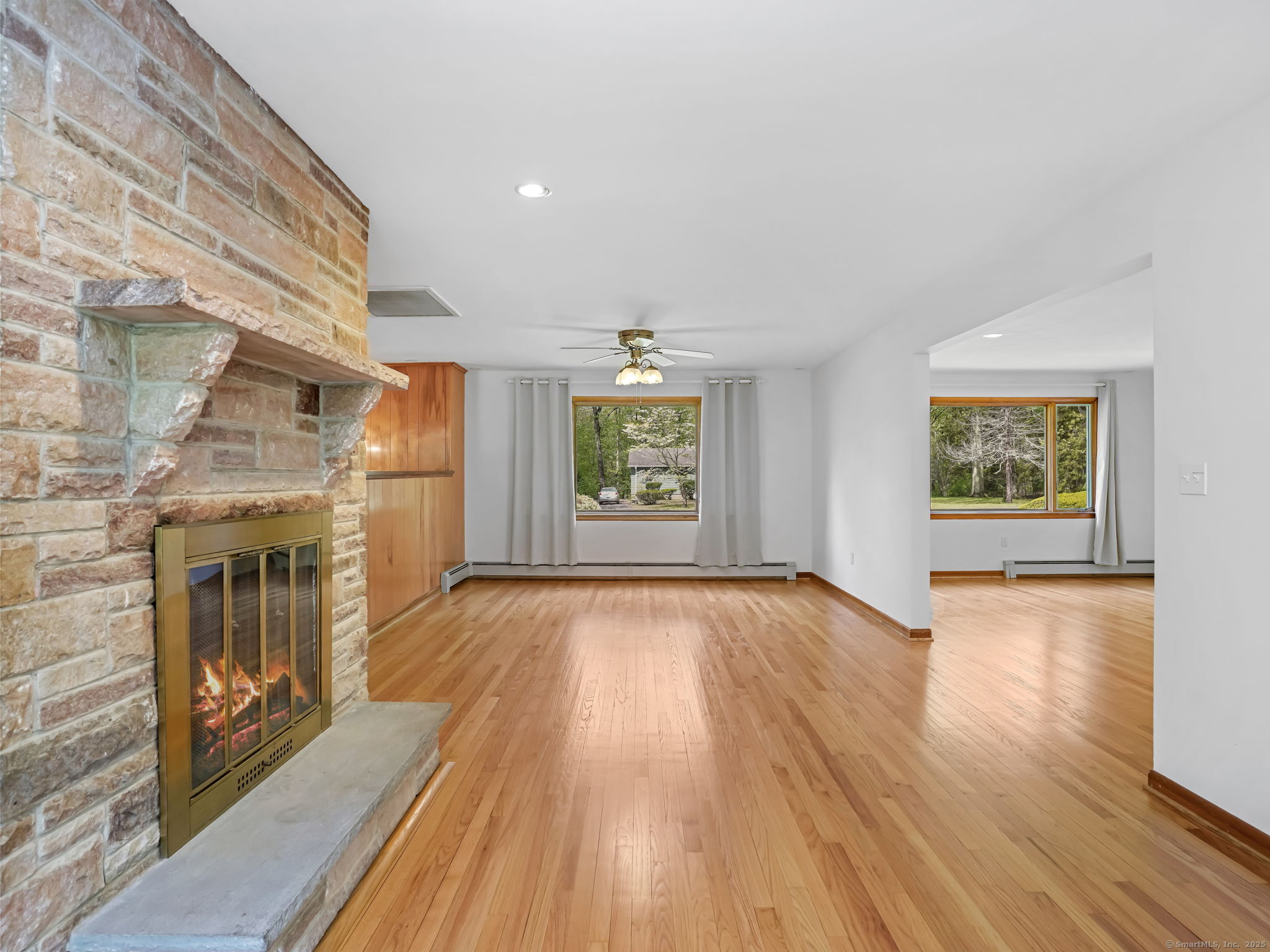126 Richards, Monroe, Connecticut 06468