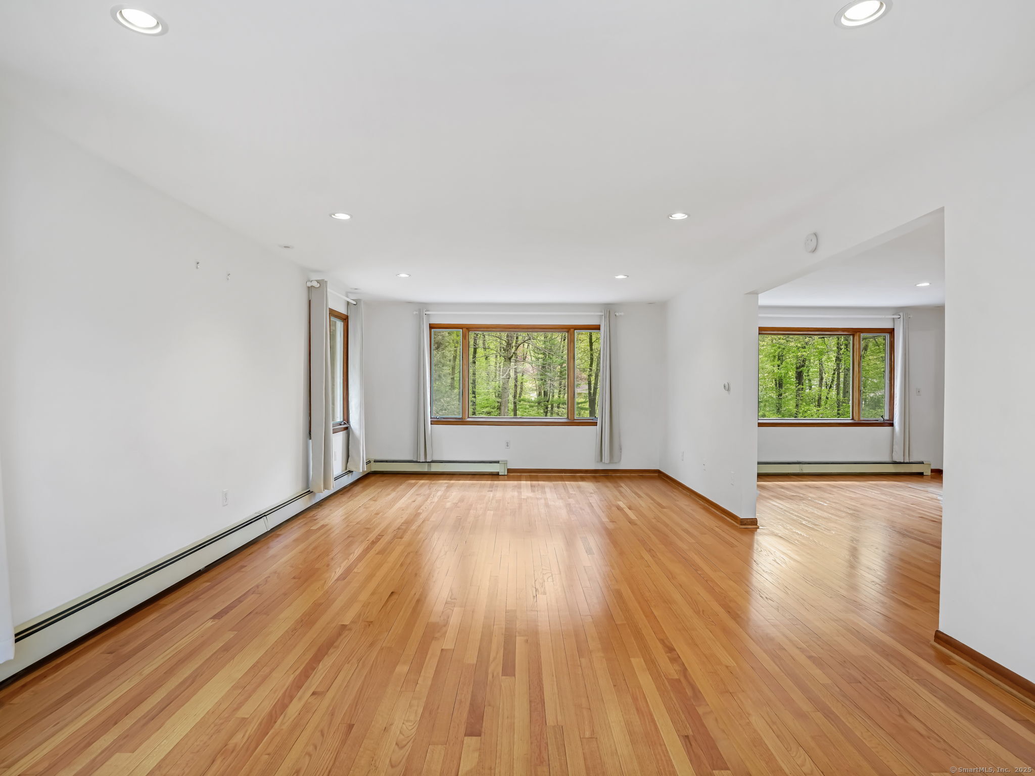126 Richards, Monroe, Connecticut 06468