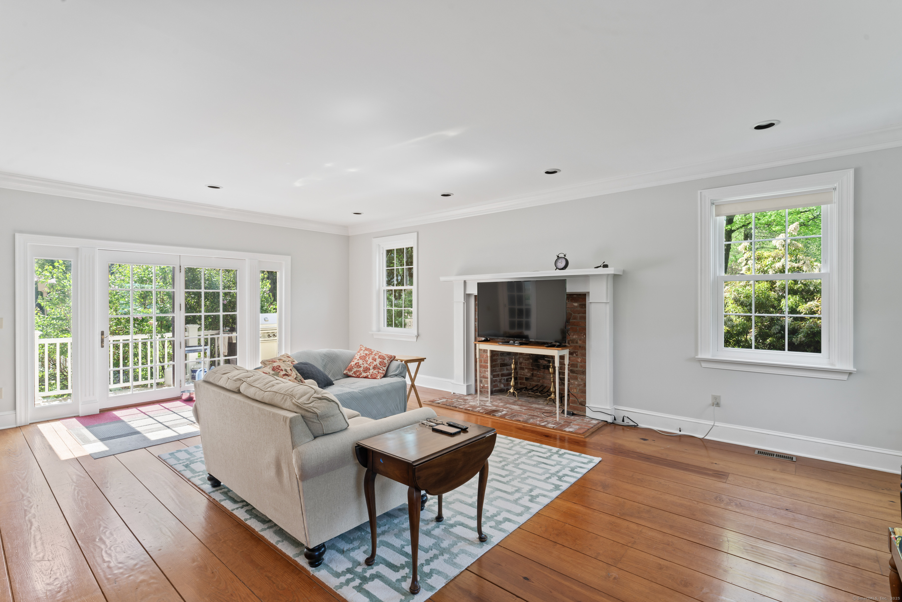 1 Dover, Newtown, 06470, 3 Bedrooms Bedrooms, ,2 BathroomsBathrooms,Single Family For Sale,For Sale,Dover,24094105