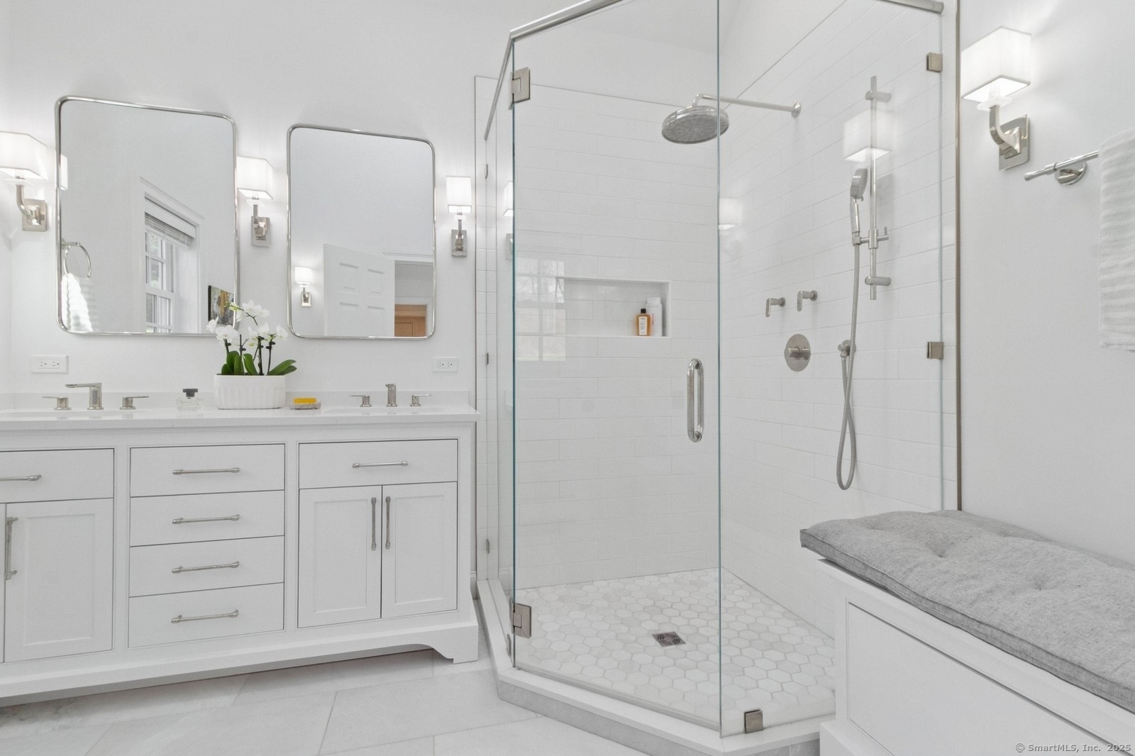 22 Highmeadow, Roxbury, Connecticut 06783