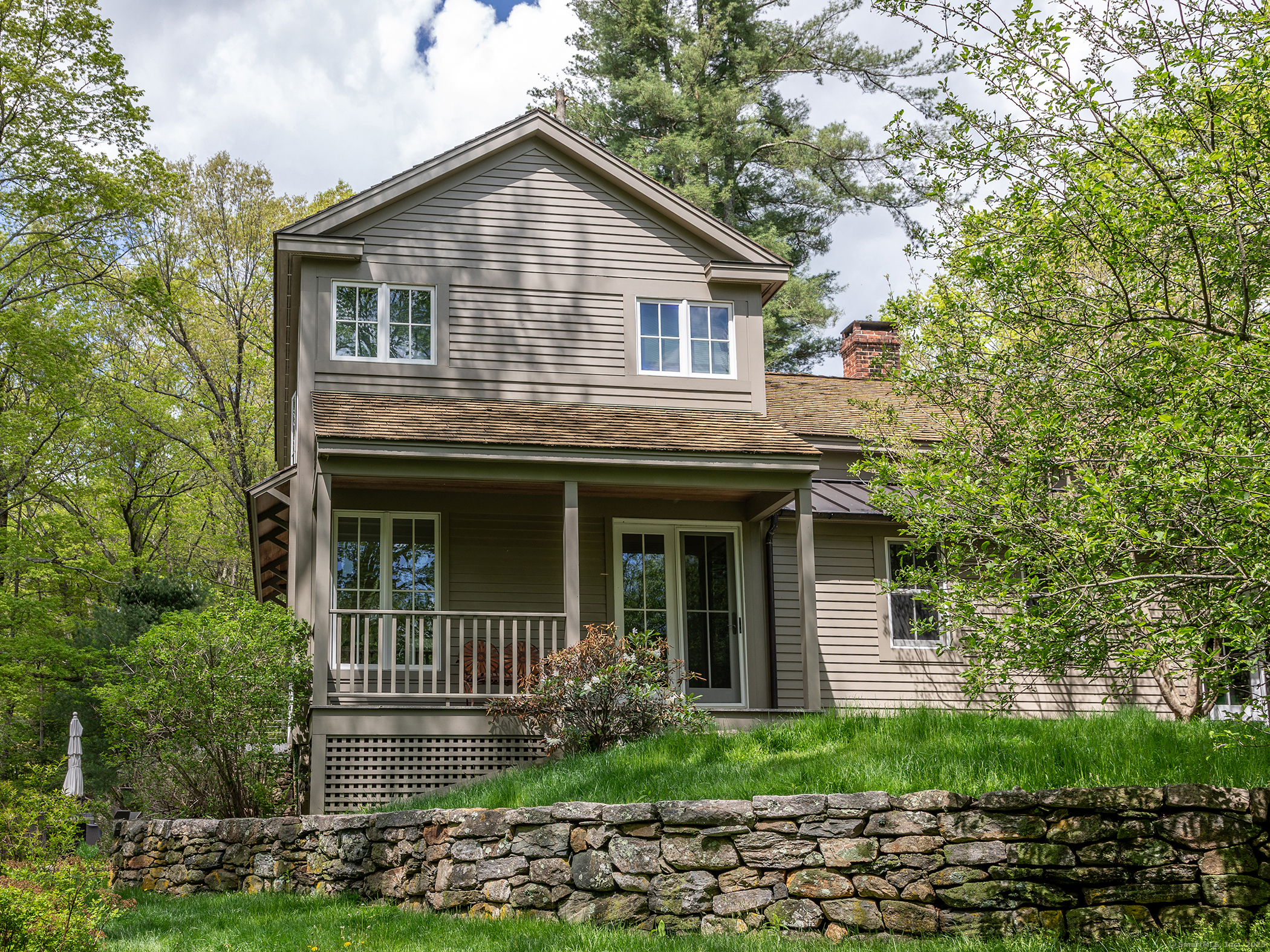 39 Painter Hill, Woodbury, Connecticut 06798
