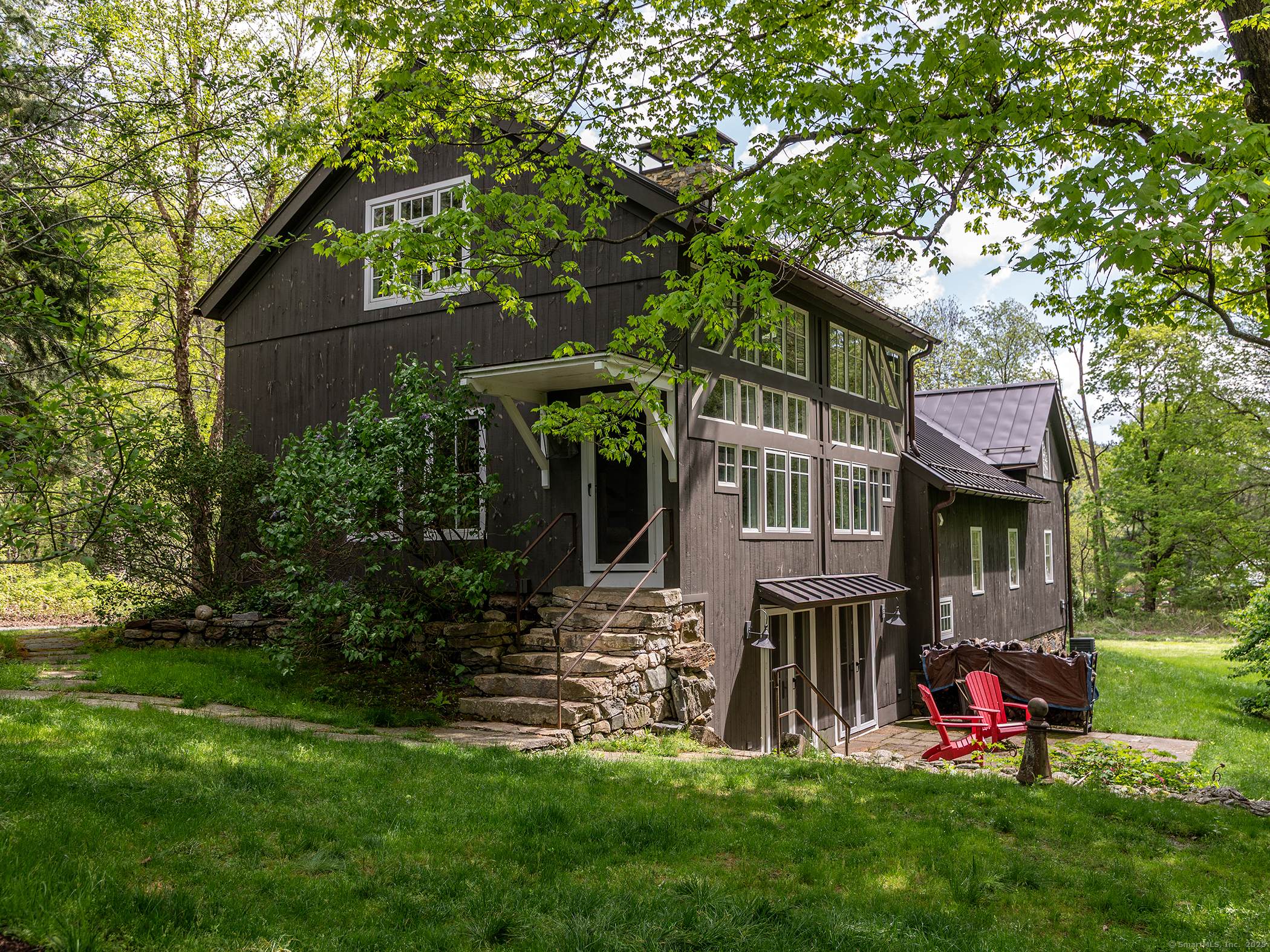 39 Painter Hill, Woodbury, Connecticut 06798
