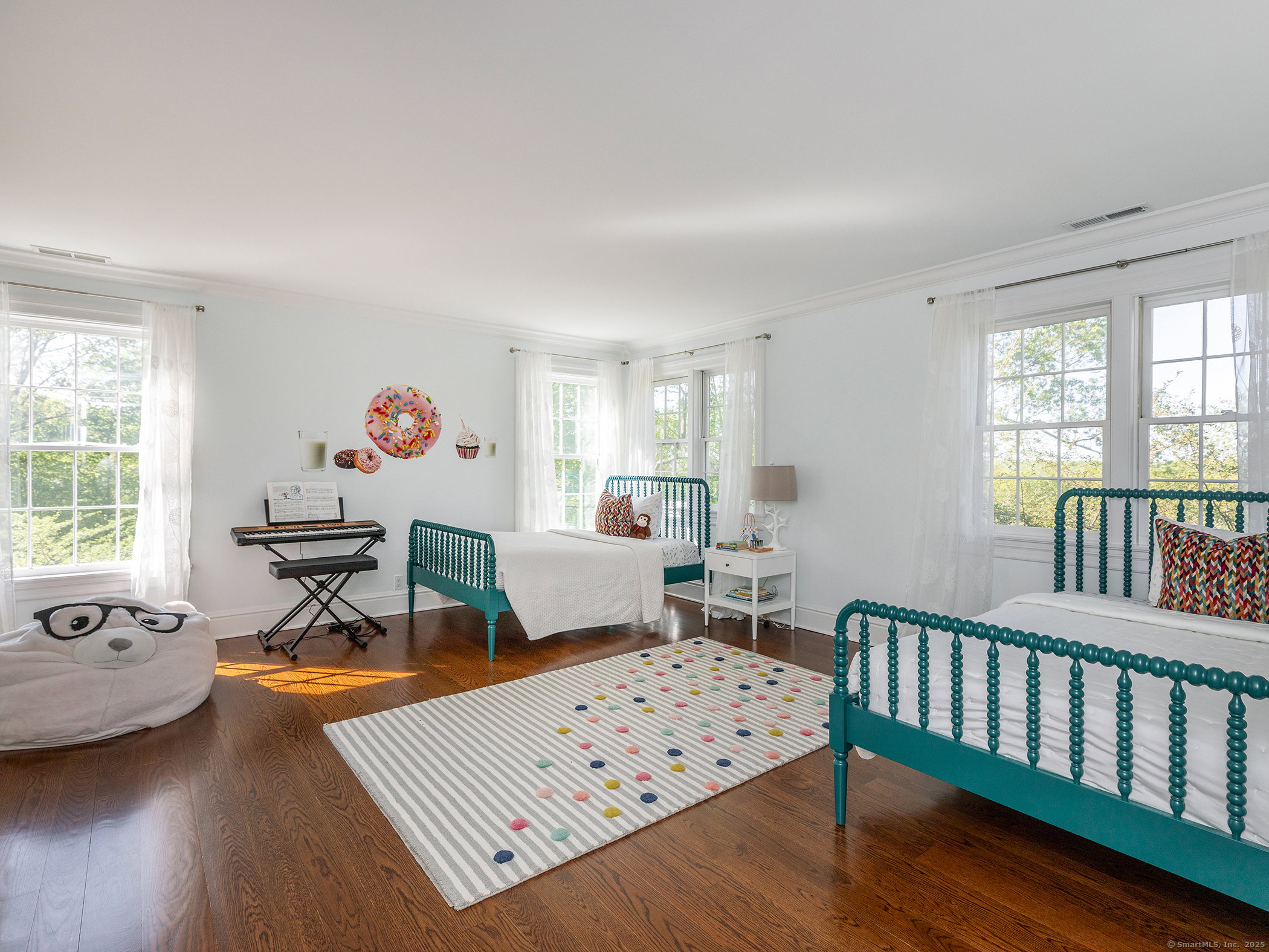 143 Tophet, Roxbury, Connecticut 06783