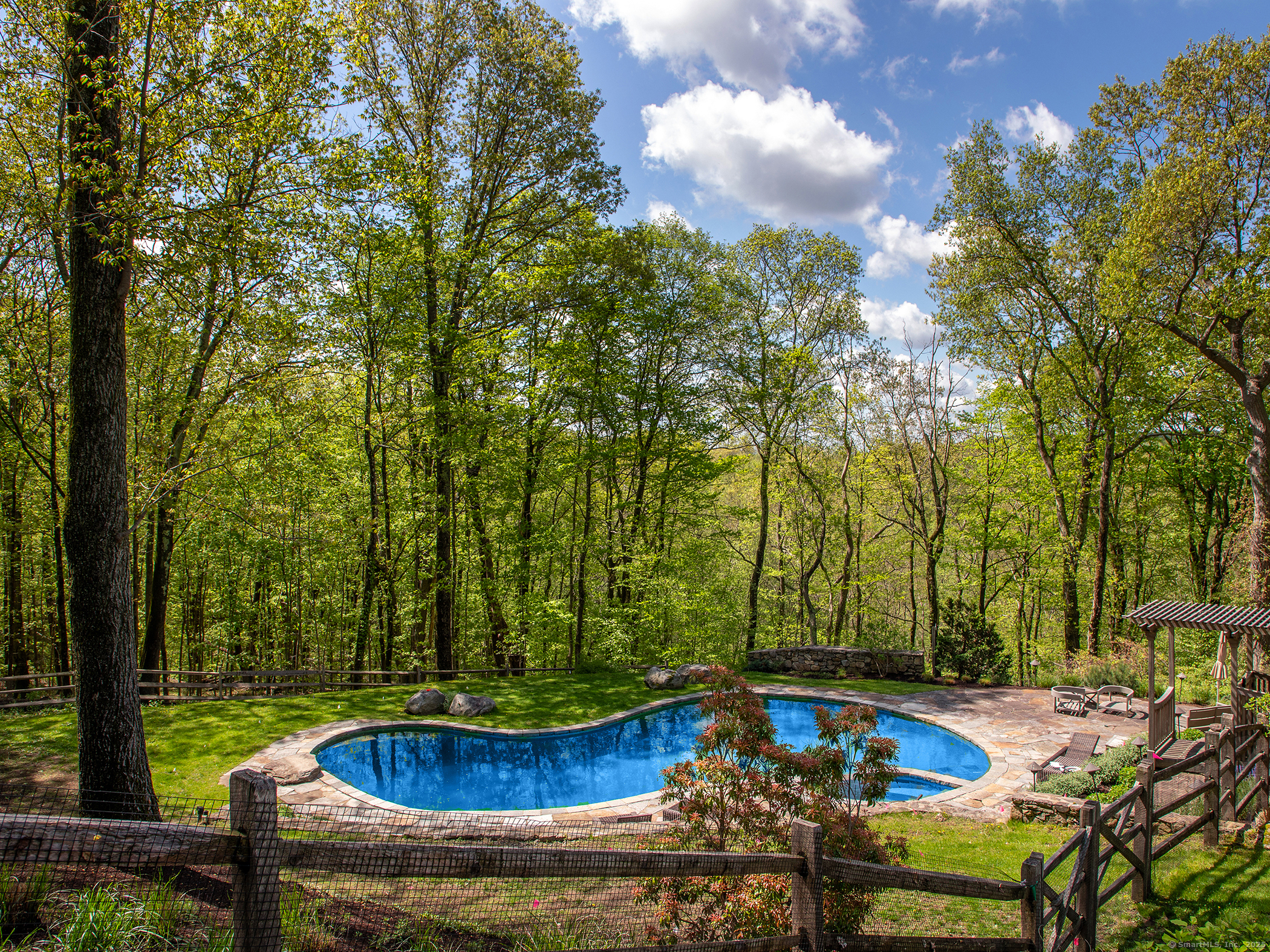143 Tophet, Roxbury, Connecticut 06783