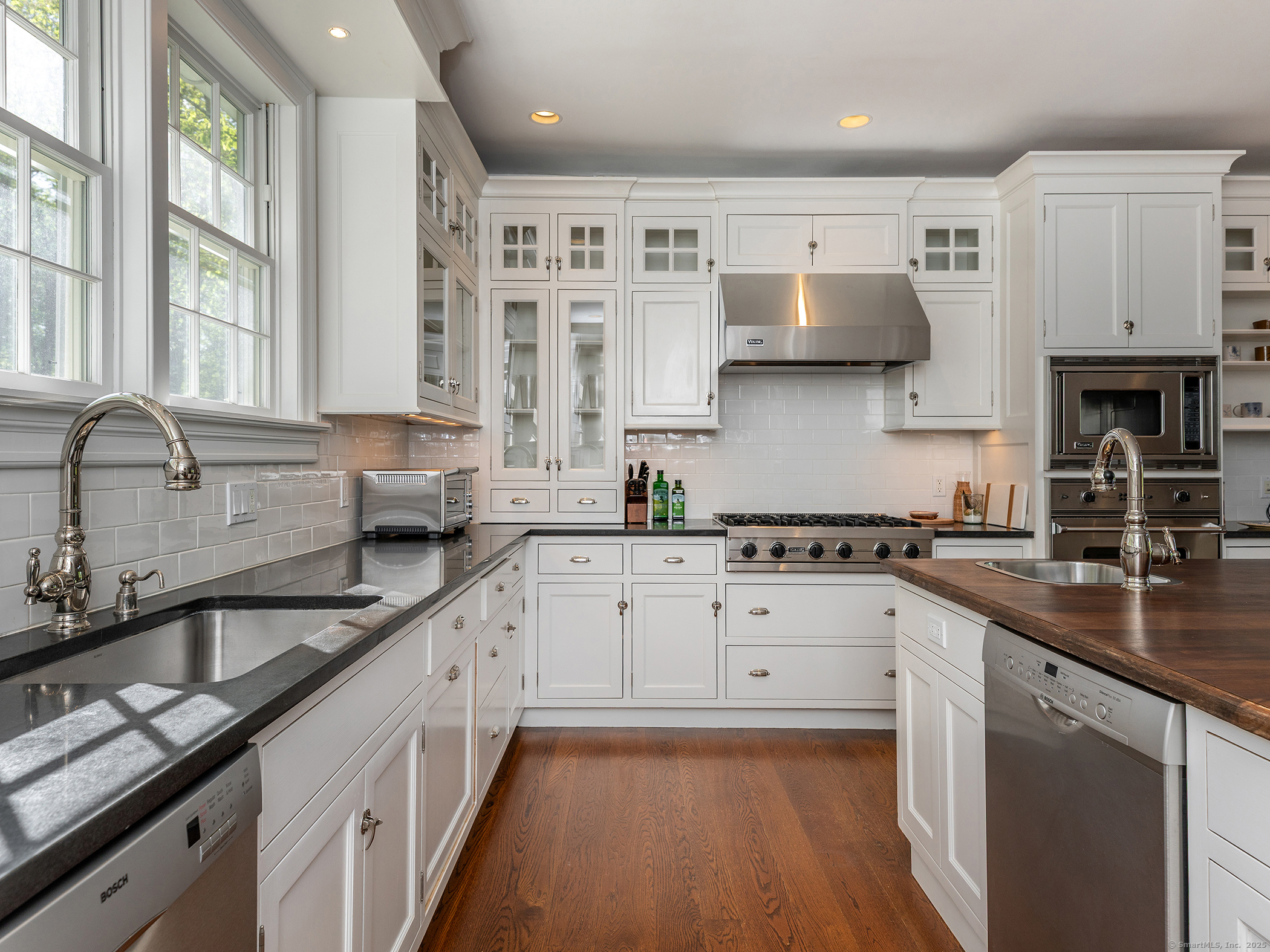 143 Tophet, Roxbury, Connecticut 06783