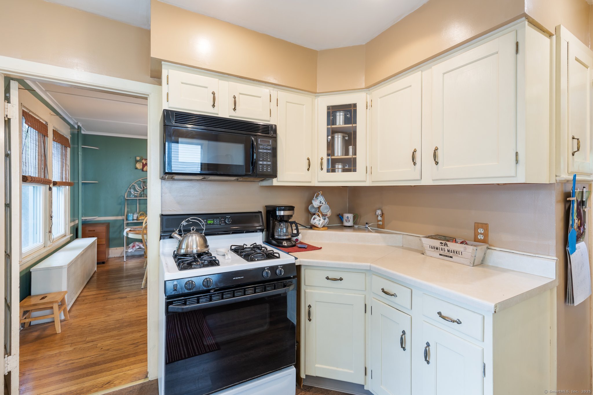 18 Windsor, Waterbury, Connecticut 06708