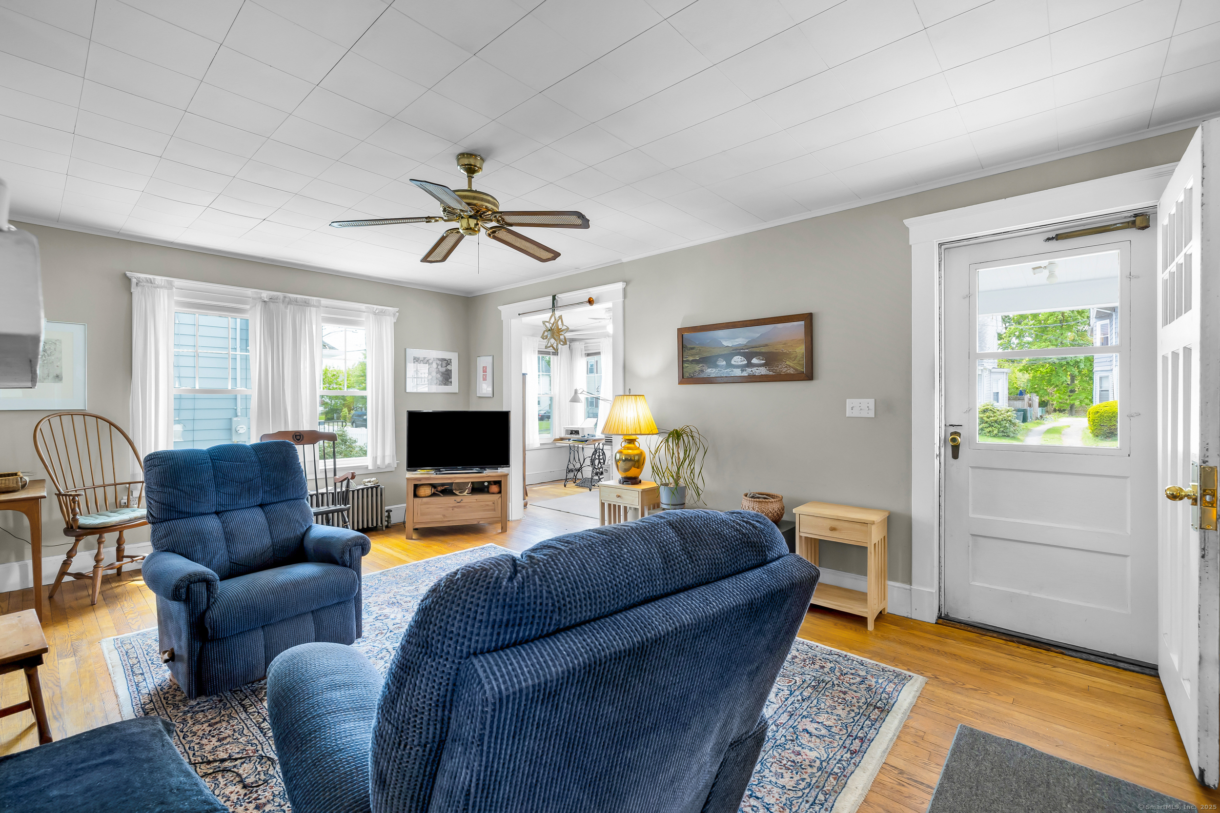 409 Third, West Haven, Connecticut 06516