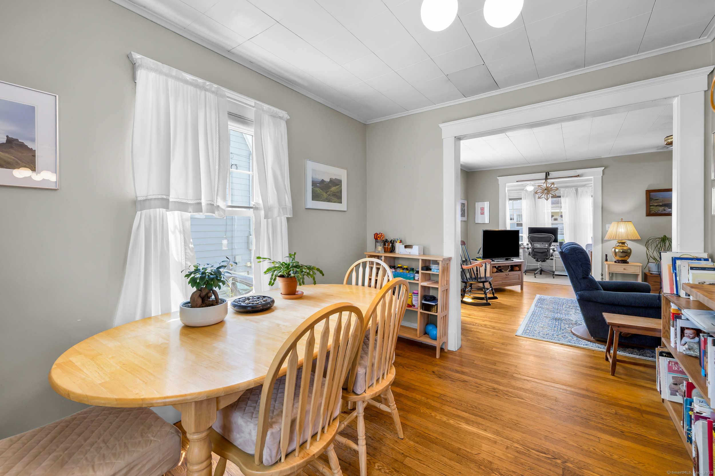 409 Third, West Haven, Connecticut 06516