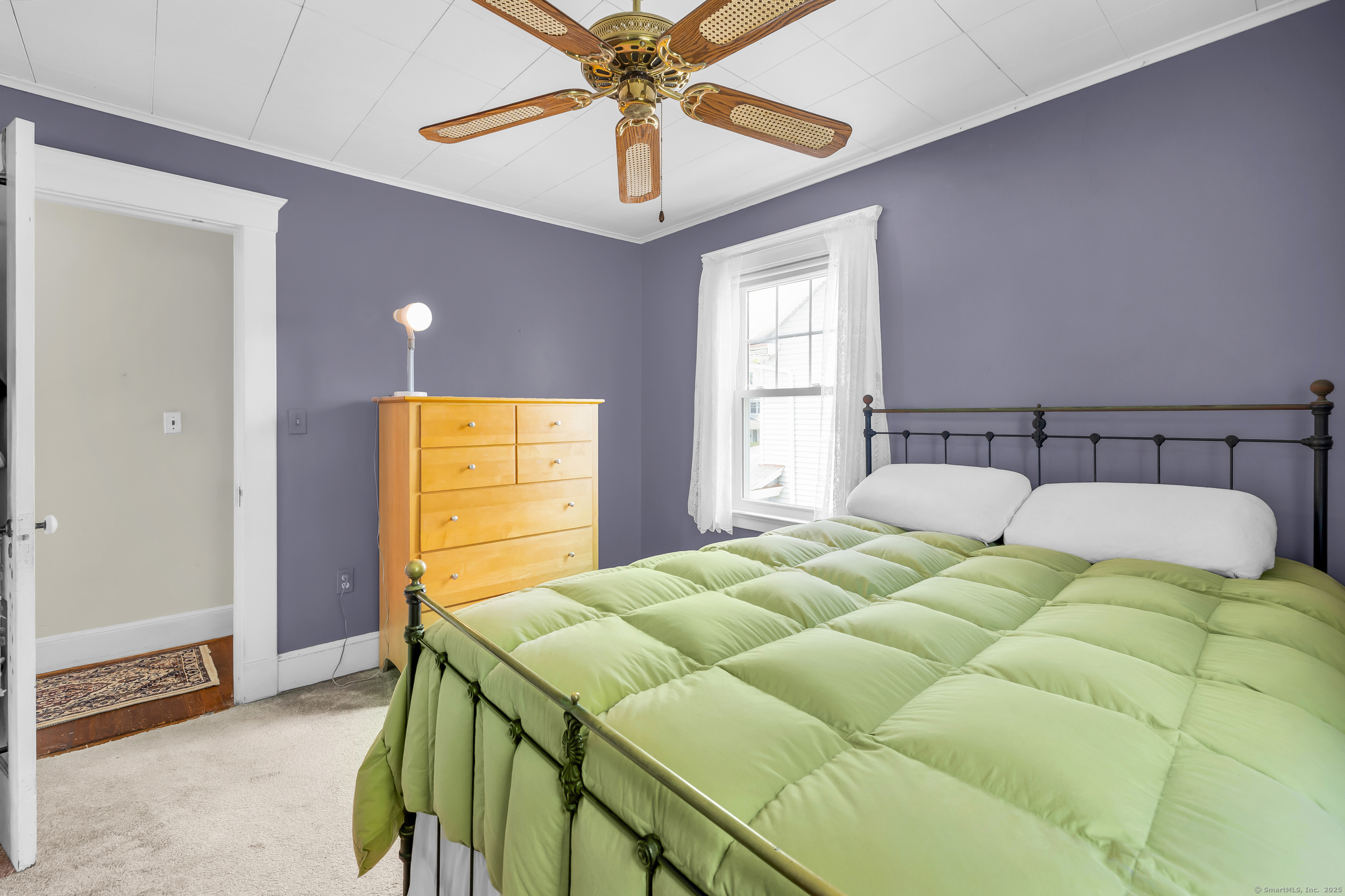 409 Third, West Haven, Connecticut 06516
