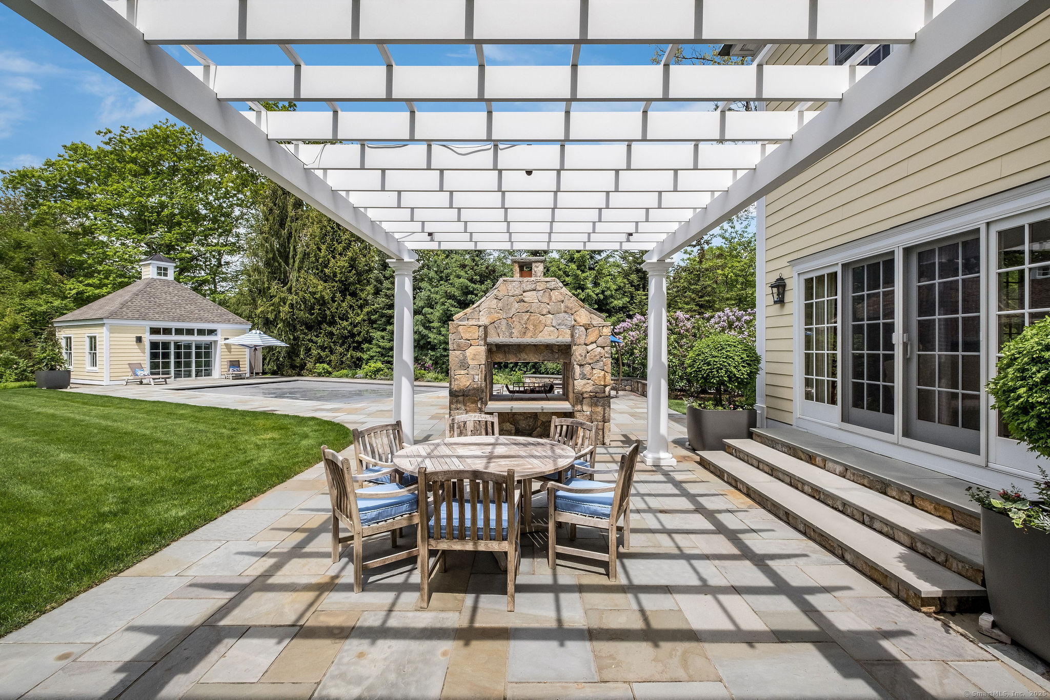 37 Lantern Hill, Madison, Connecticut 06443