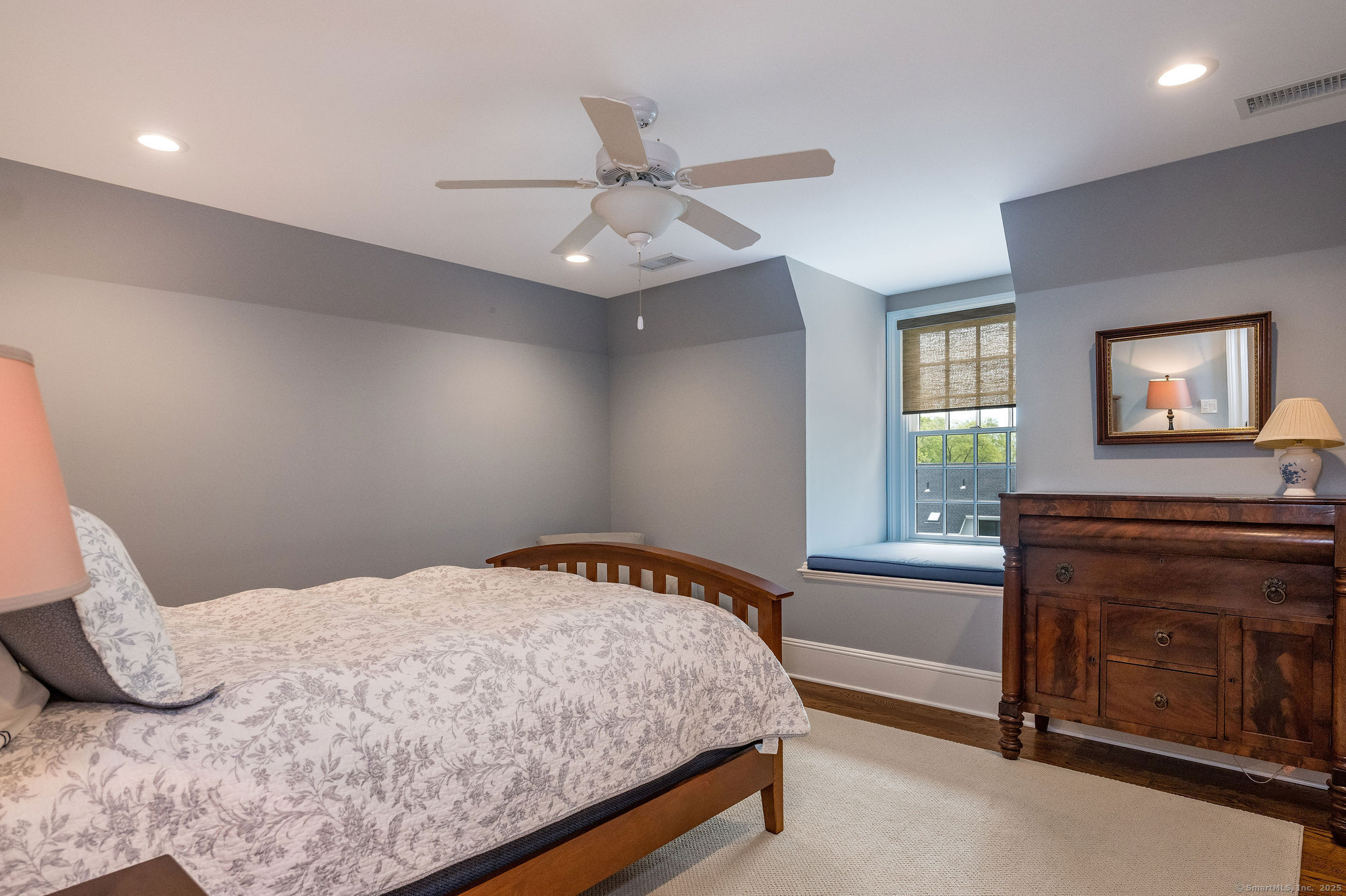 37 Lantern Hill, Madison, Connecticut 06443