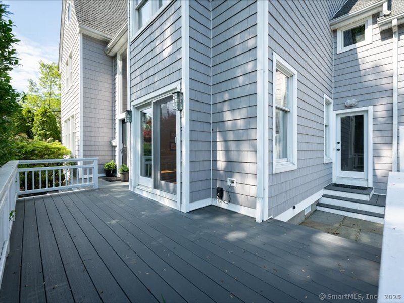 39 Carter, Stamford, Connecticut 06902
