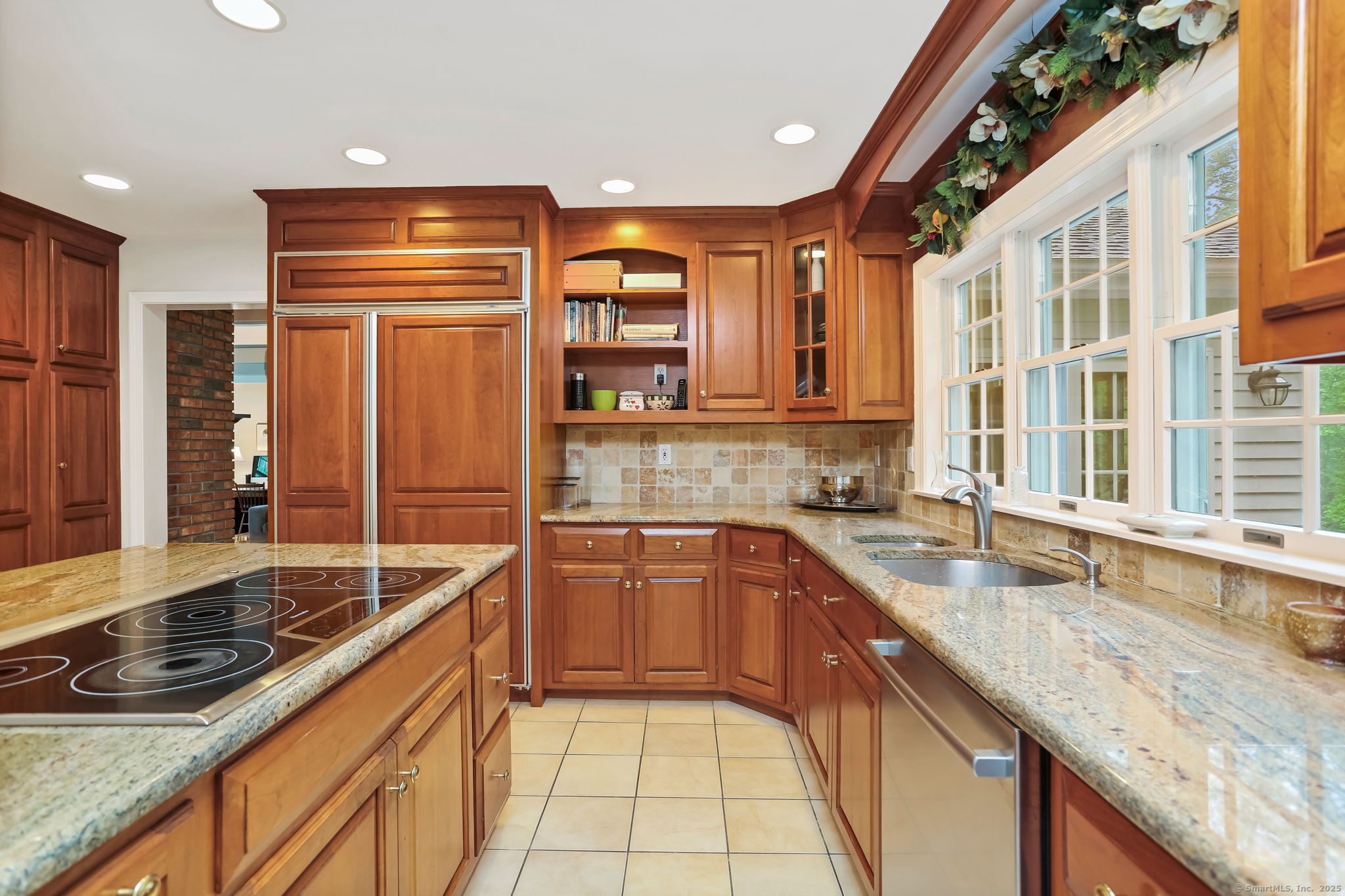 63 Barnswallow, Trumbull, Connecticut 06611