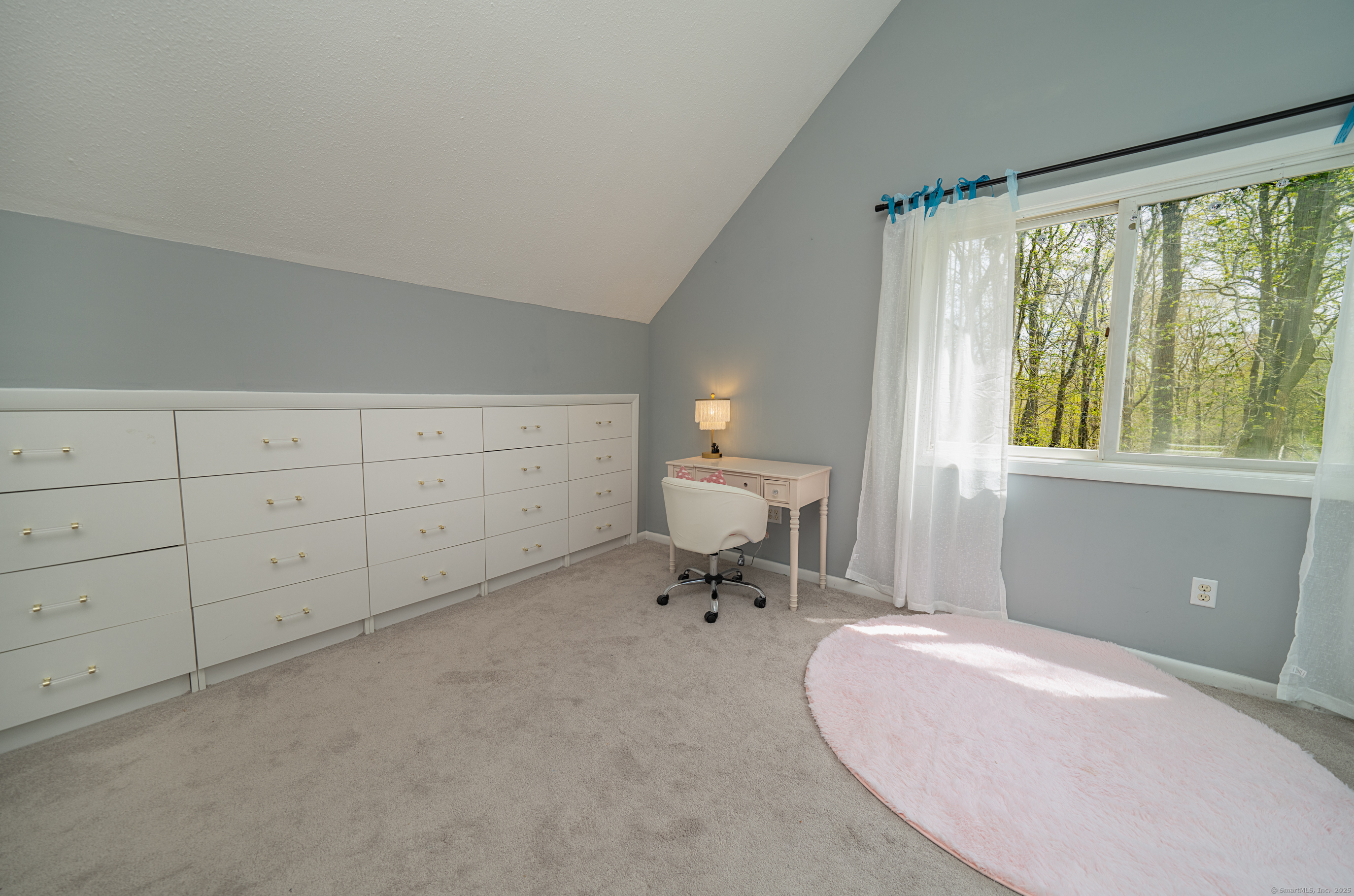 195 Summer Hill, Madison, Connecticut 06443