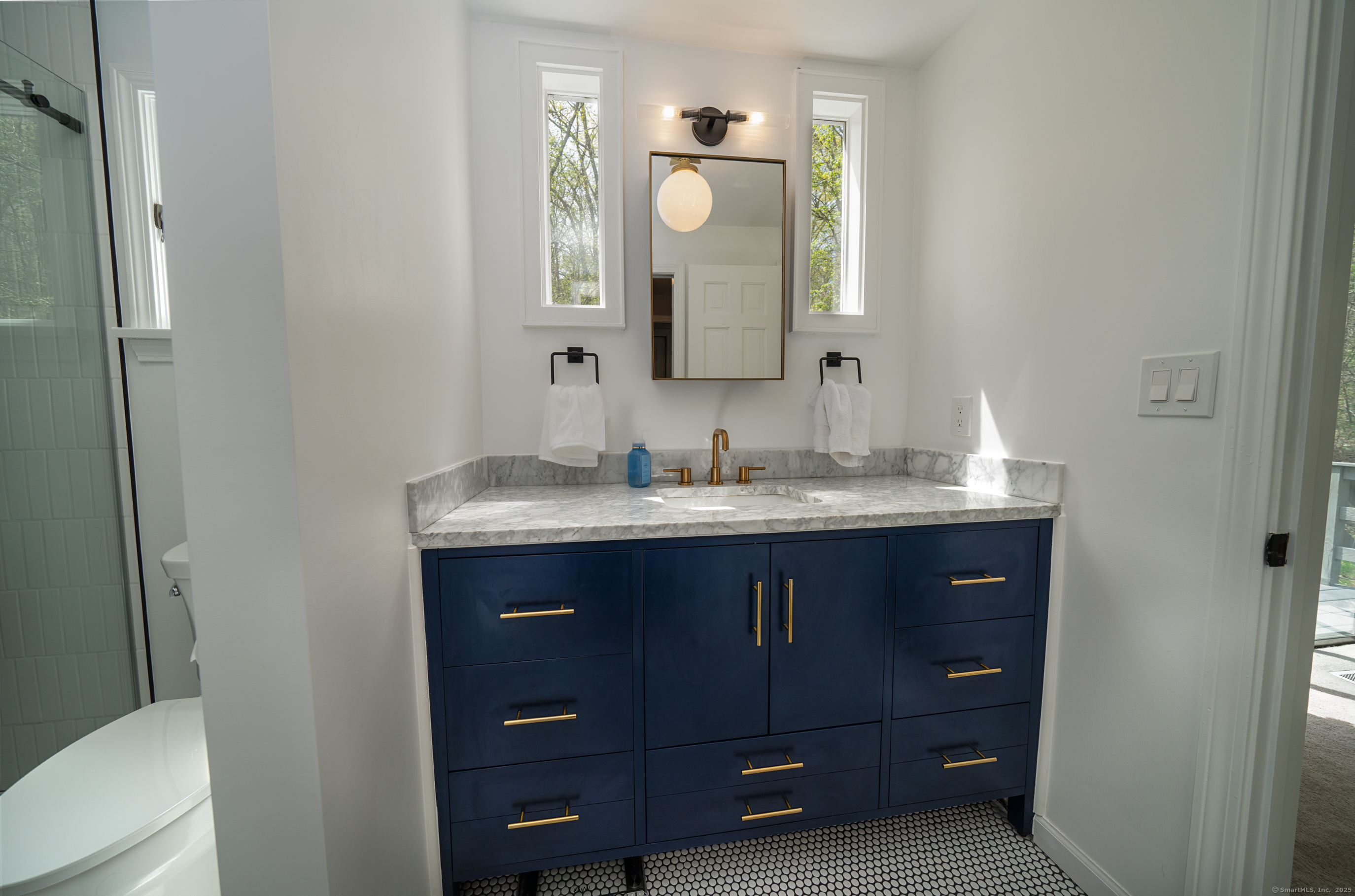 195 Summer Hill, Madison, Connecticut 06443
