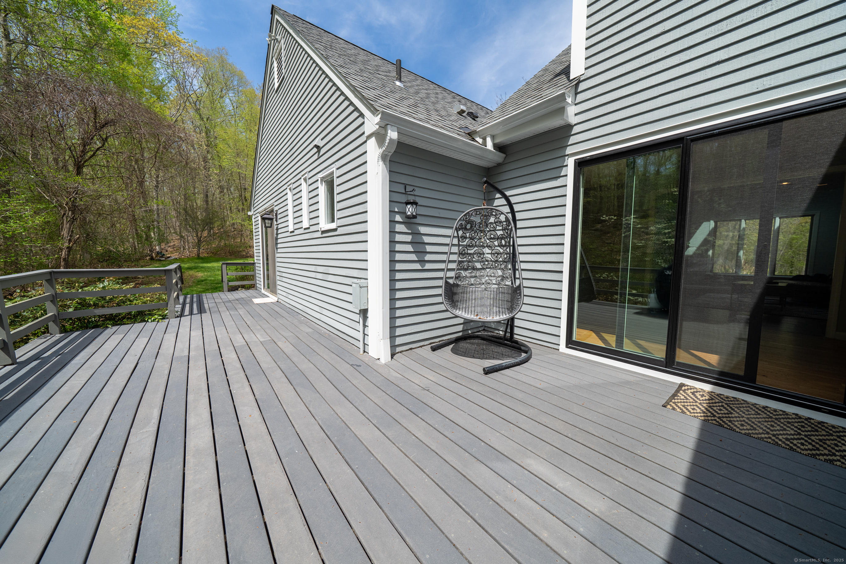 195 Summer Hill, Madison, Connecticut 06443