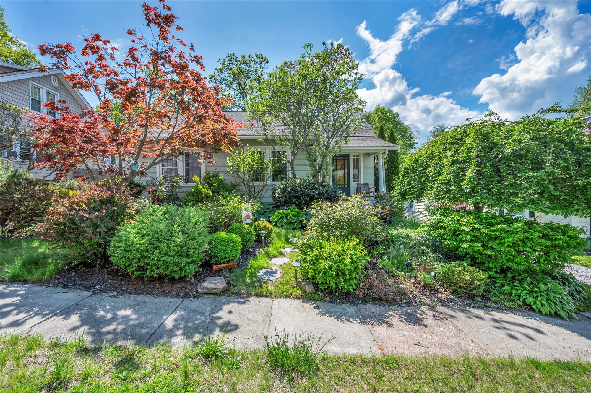 19 Orpington, Hamden, Connecticut 06517